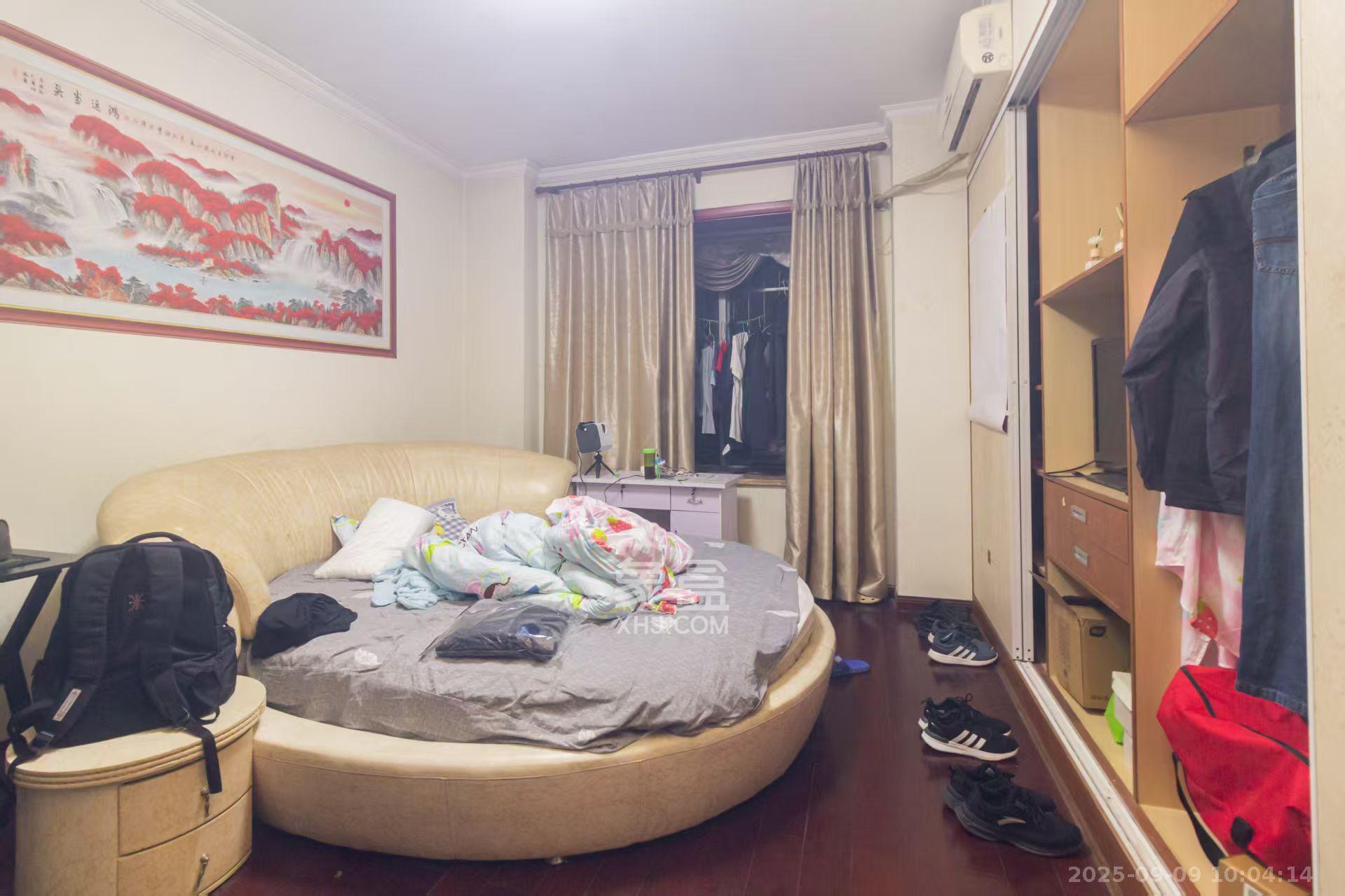 东门尚苑  4室2厅2卫    1600.0元/月室内图