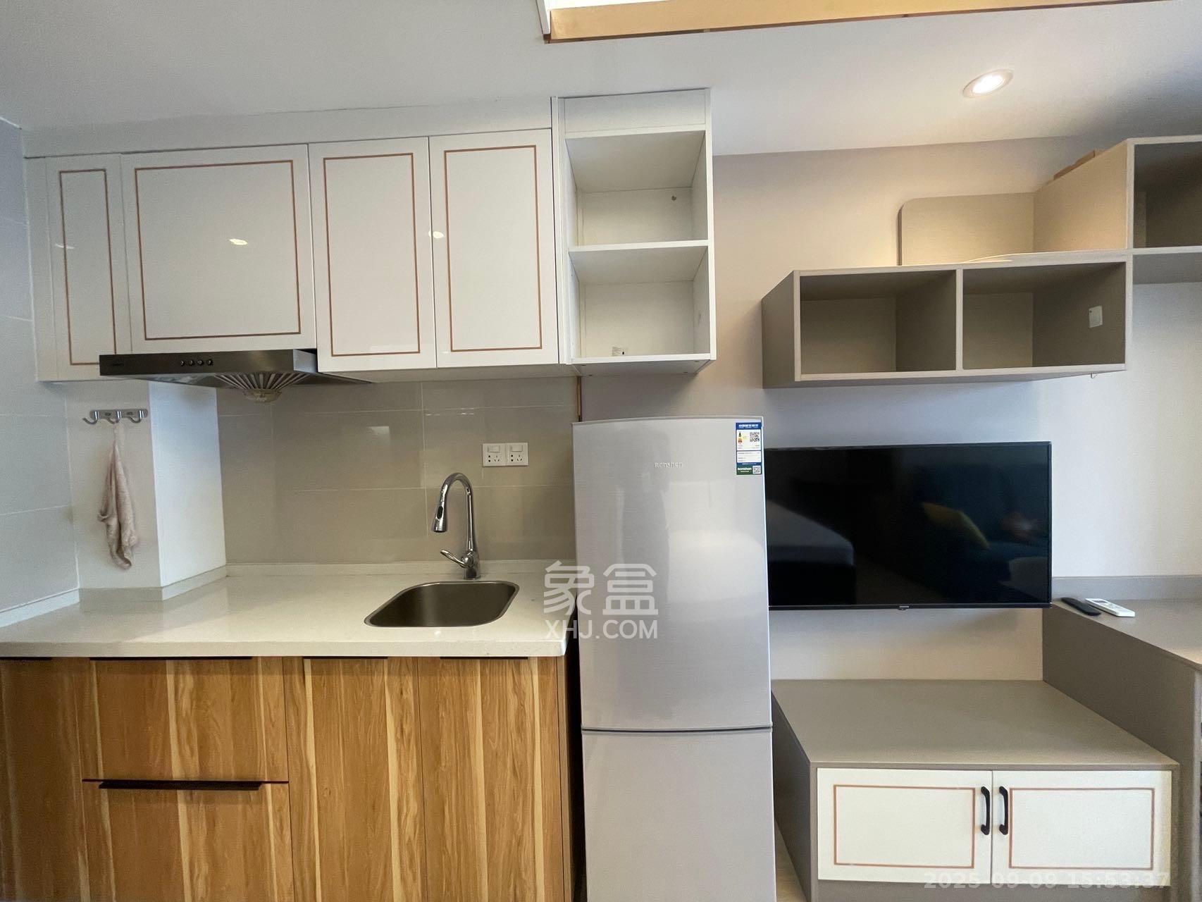 远洋外滩壹号  1室1厅1卫    2200.0元/月 远洋外滩壹号  1室1厅1卫    2200.0元/月室内图