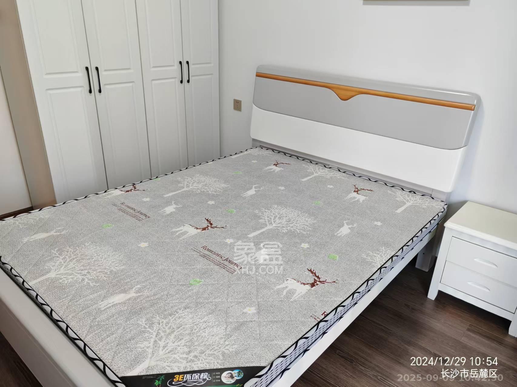 金茂建发泊悦  3室2厅2卫    3500.0元/月 金茂建发泊悦  3室2厅2卫    3500.0元/月室内图