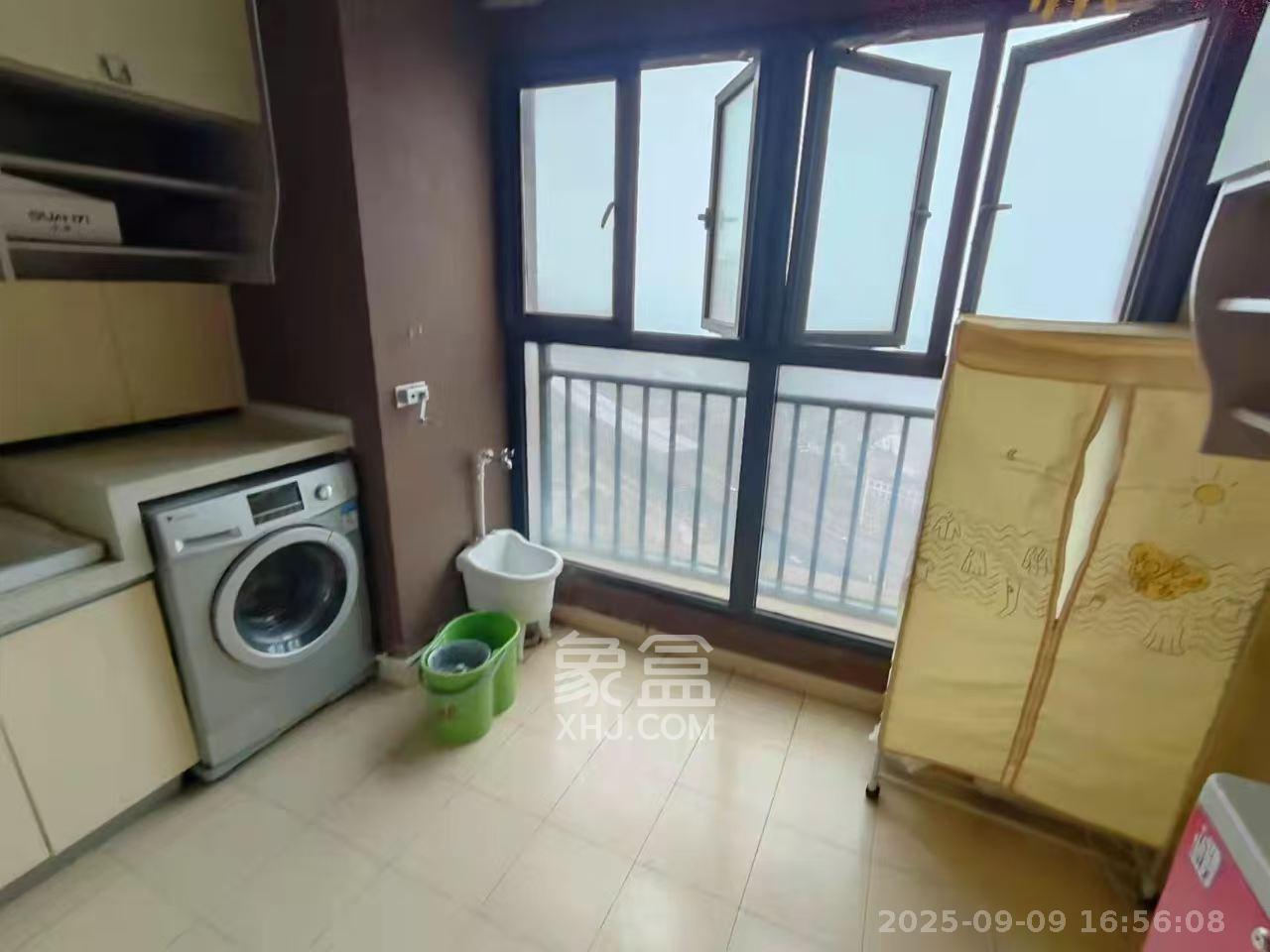 万科白鹭郡  3室2厅2卫    2600.0元/月室内图