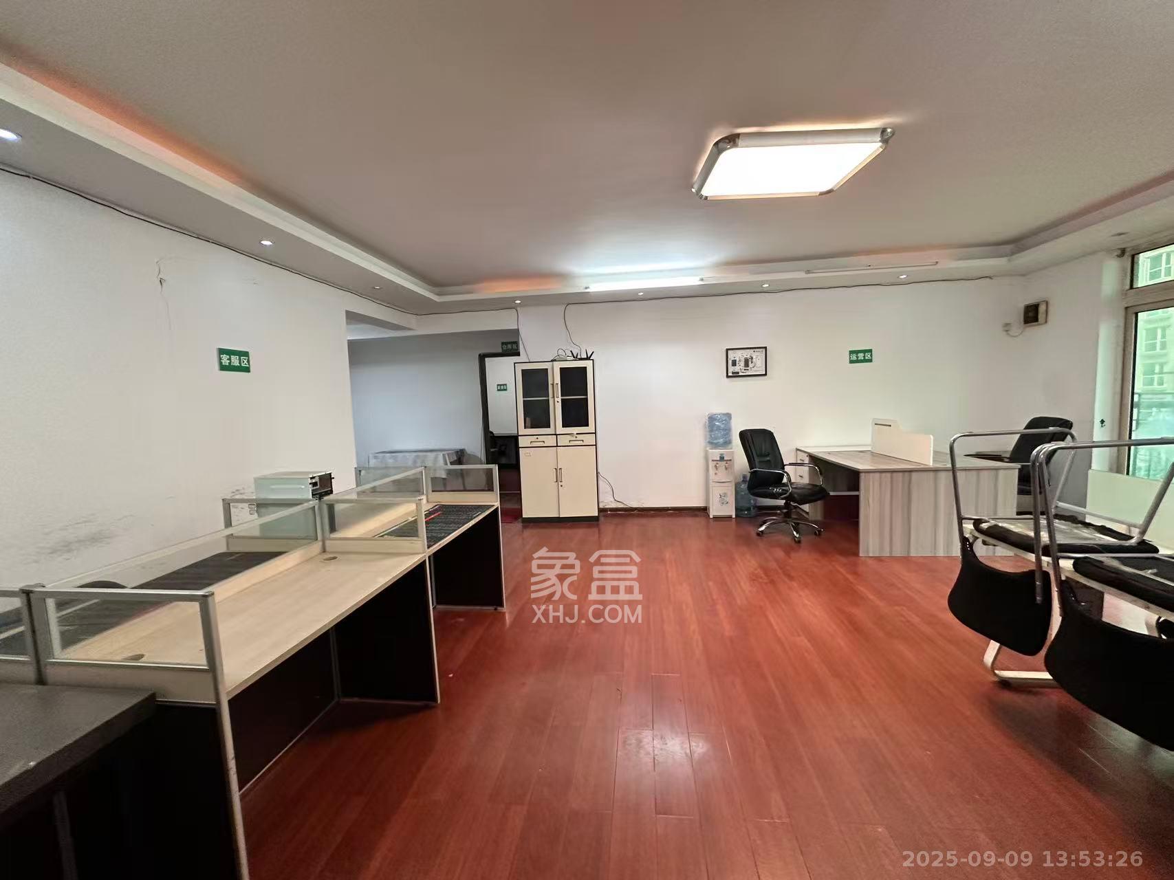 维一星城 3室1厅1卫 3800.0元/月 维一星城 3室1厅1卫 3800.0元/月室内图