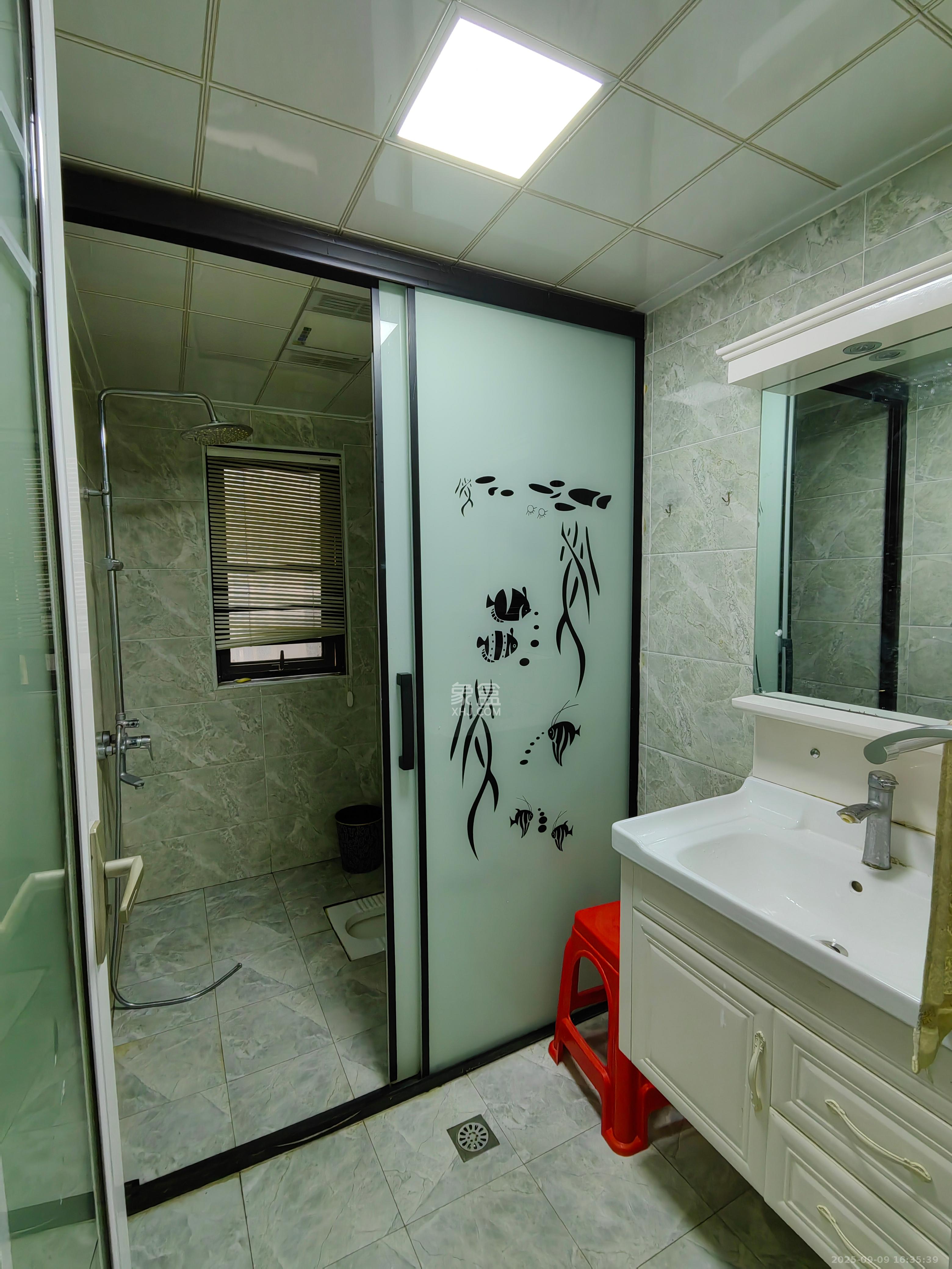 中建梅溪湖中心  4室2厅2卫    3500.0元/月室内图