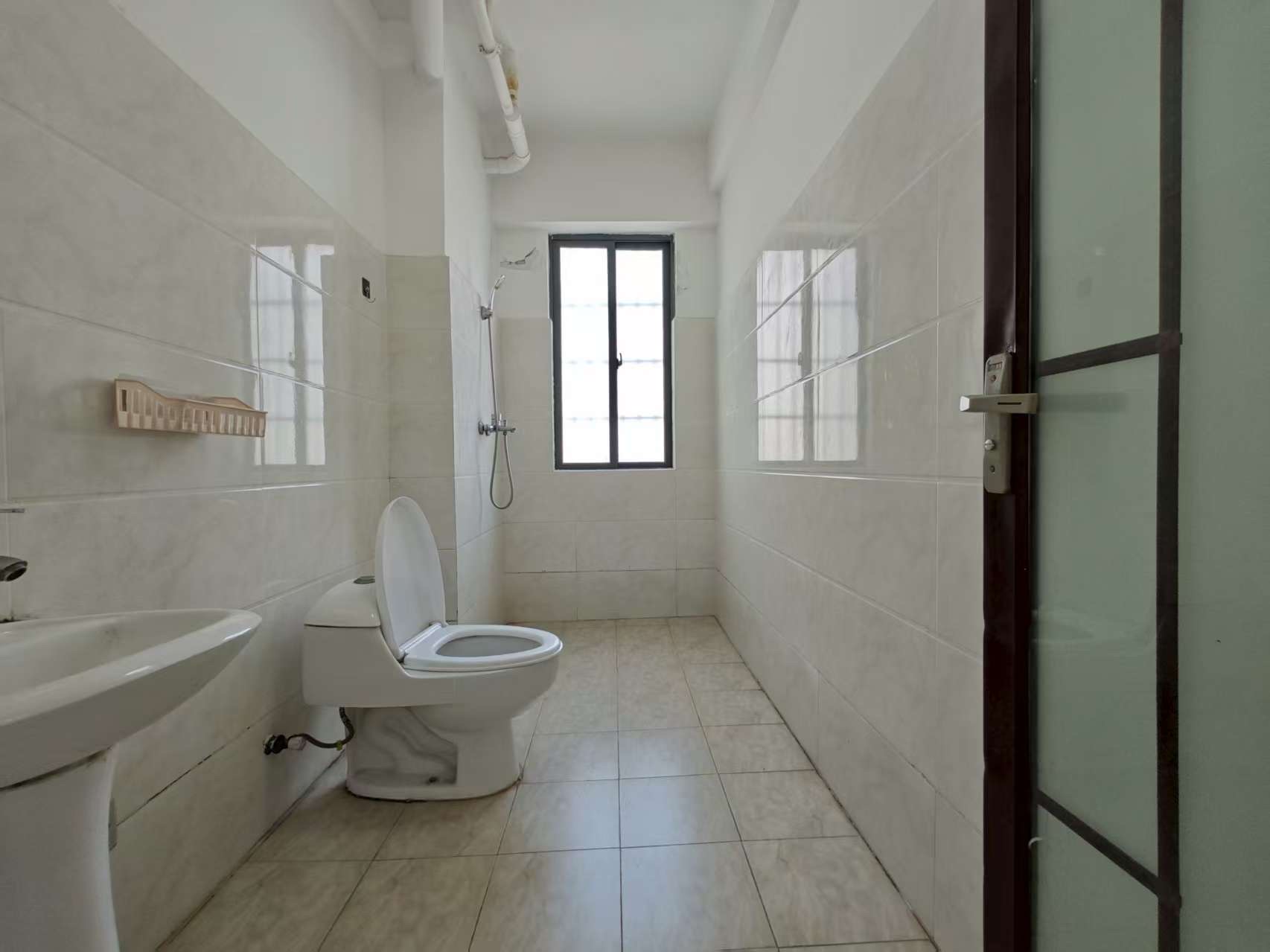 道客和悦坊 4室2厅2卫 2500.0元/月 道客和悦坊 4室2厅2卫 2500.0元/月室内图