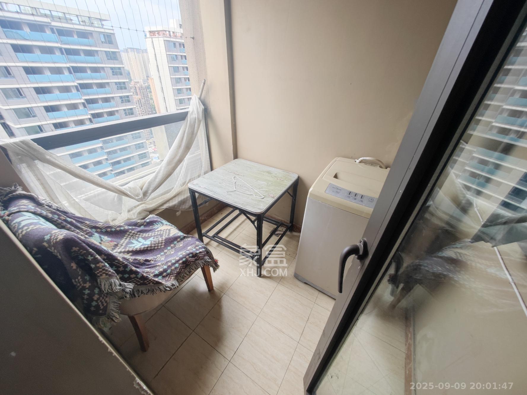 美洲故事高层  1室1厅1卫    36.0万阳台