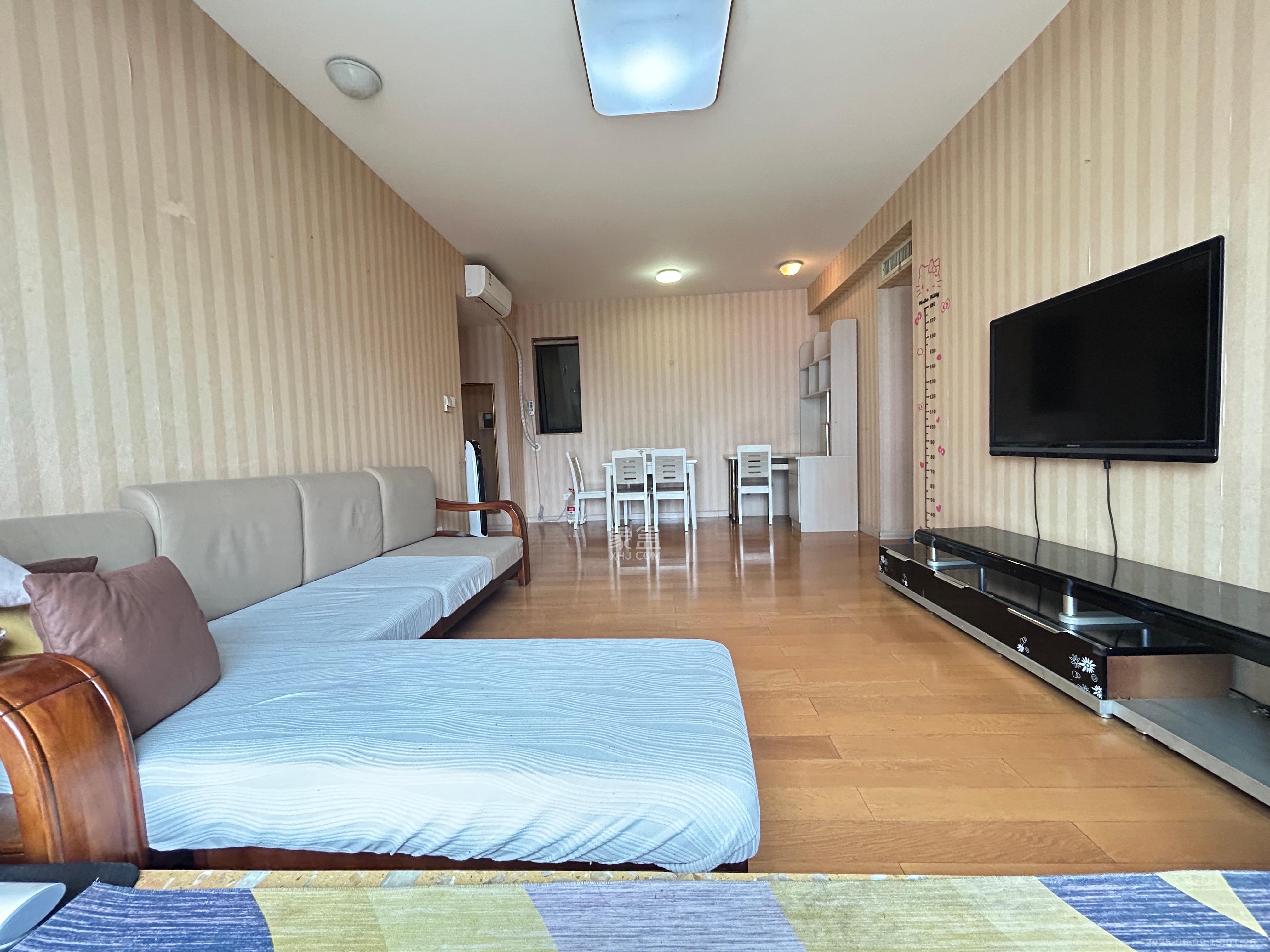 盛世美居荷园  3室2厅2卫    3500.0元/月 盛世美居荷园  3室2厅2卫    3500.0元/月室内图