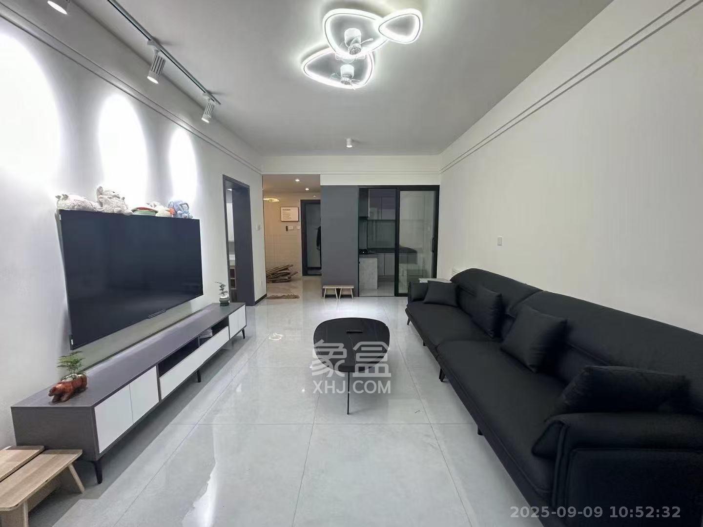 朝正美苑 2室2厅1卫 2800.0元/月 朝正美苑 2室2厅1卫 2800.0元/月室内图