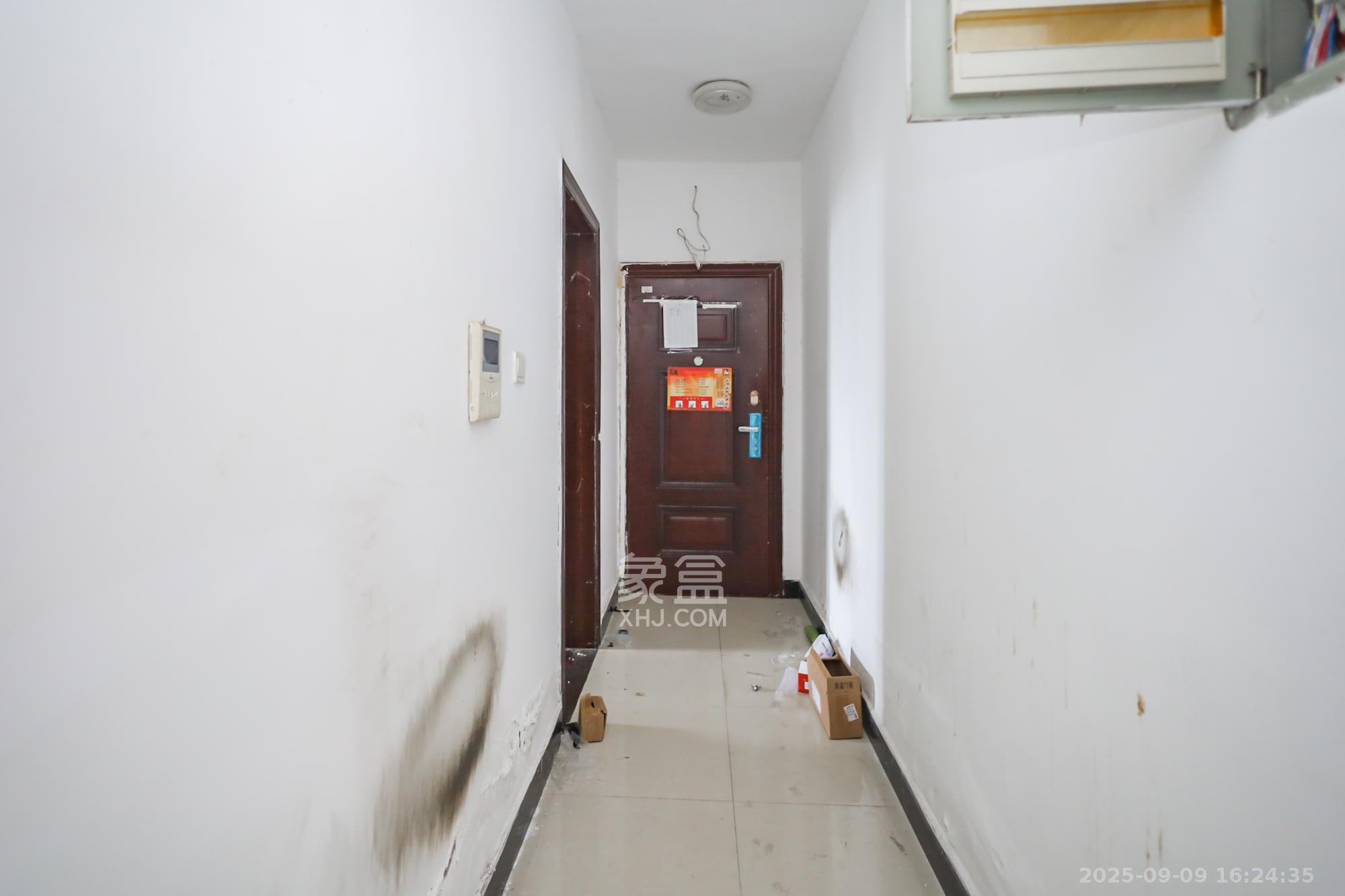 奥克斯广场  3室2厅1卫    110.0万 奥克斯广场  3室2厅1卫    110.0万其他