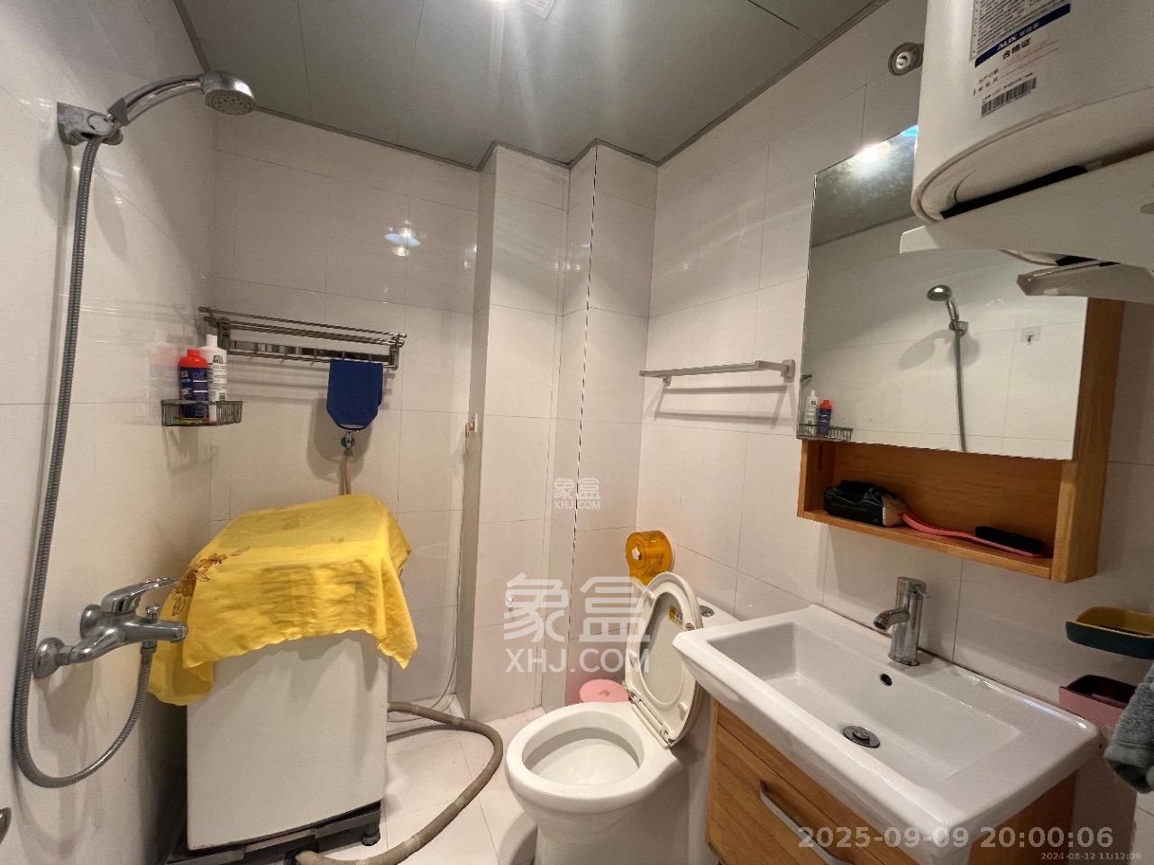 长钢社区(半边山宿舍区) 2室1厅1卫 3000.0元/月 长钢社区(半边山宿舍区) 2室1厅1卫 3000.0元/月室内图