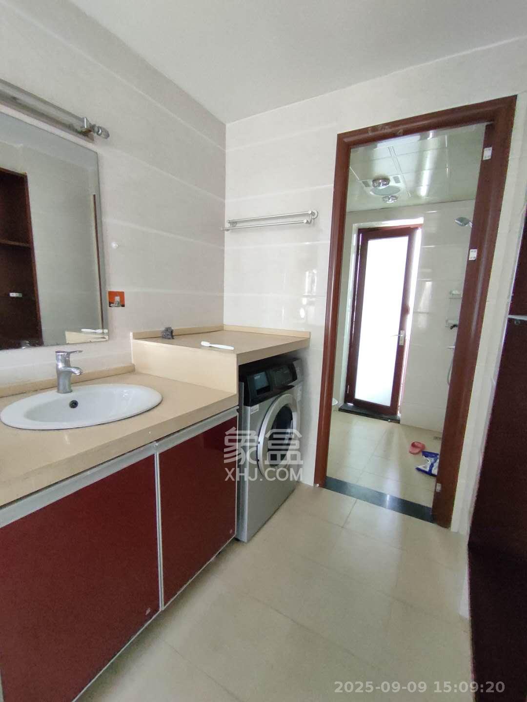 长房时代城  3室2厅1卫    2300.0元/月 长房时代城  3室2厅1卫    2300.0元/月室内图