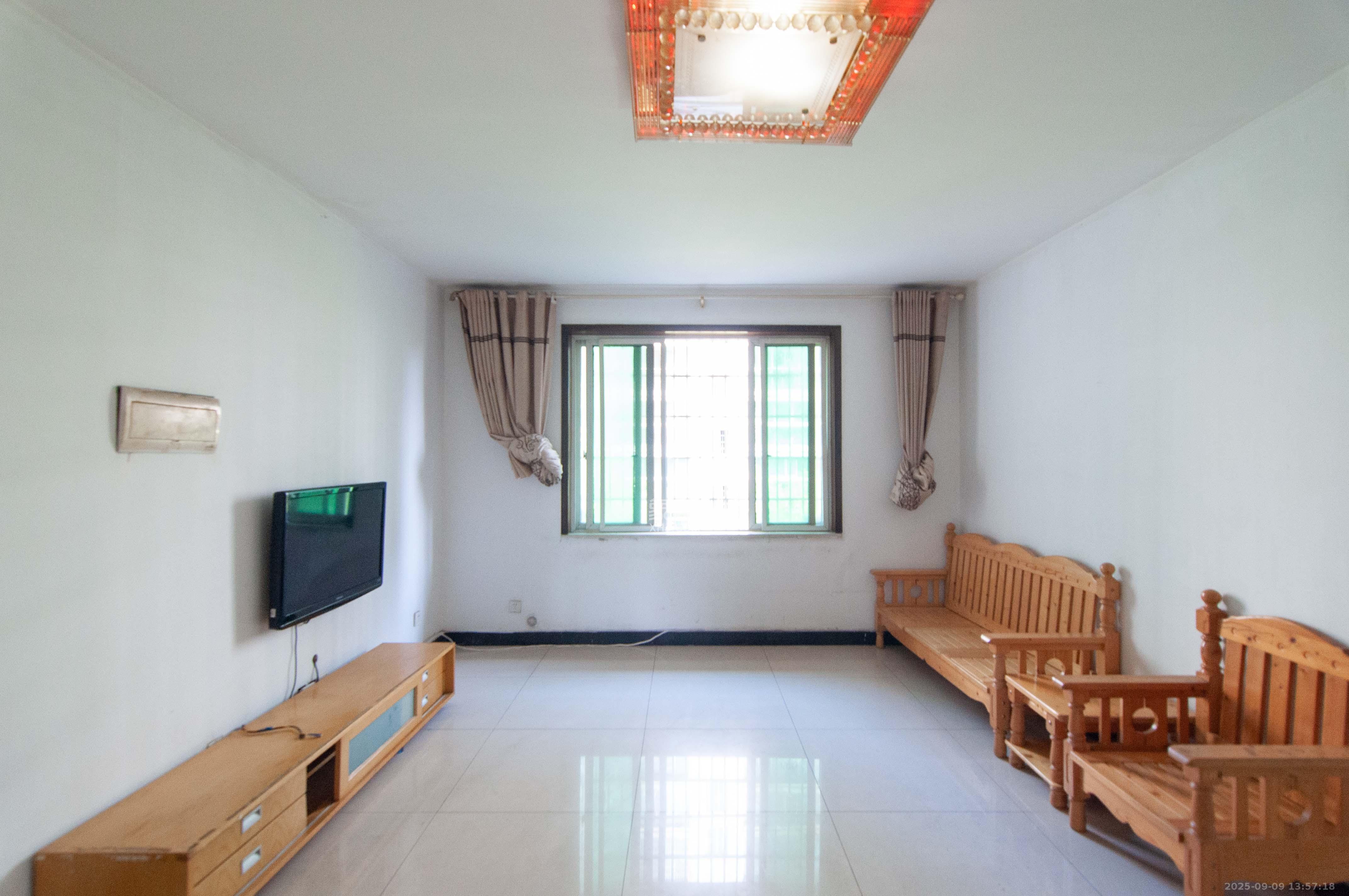 格林星城  3室2厅2卫    110.0万 格林星城  3室2厅2卫    110.0万