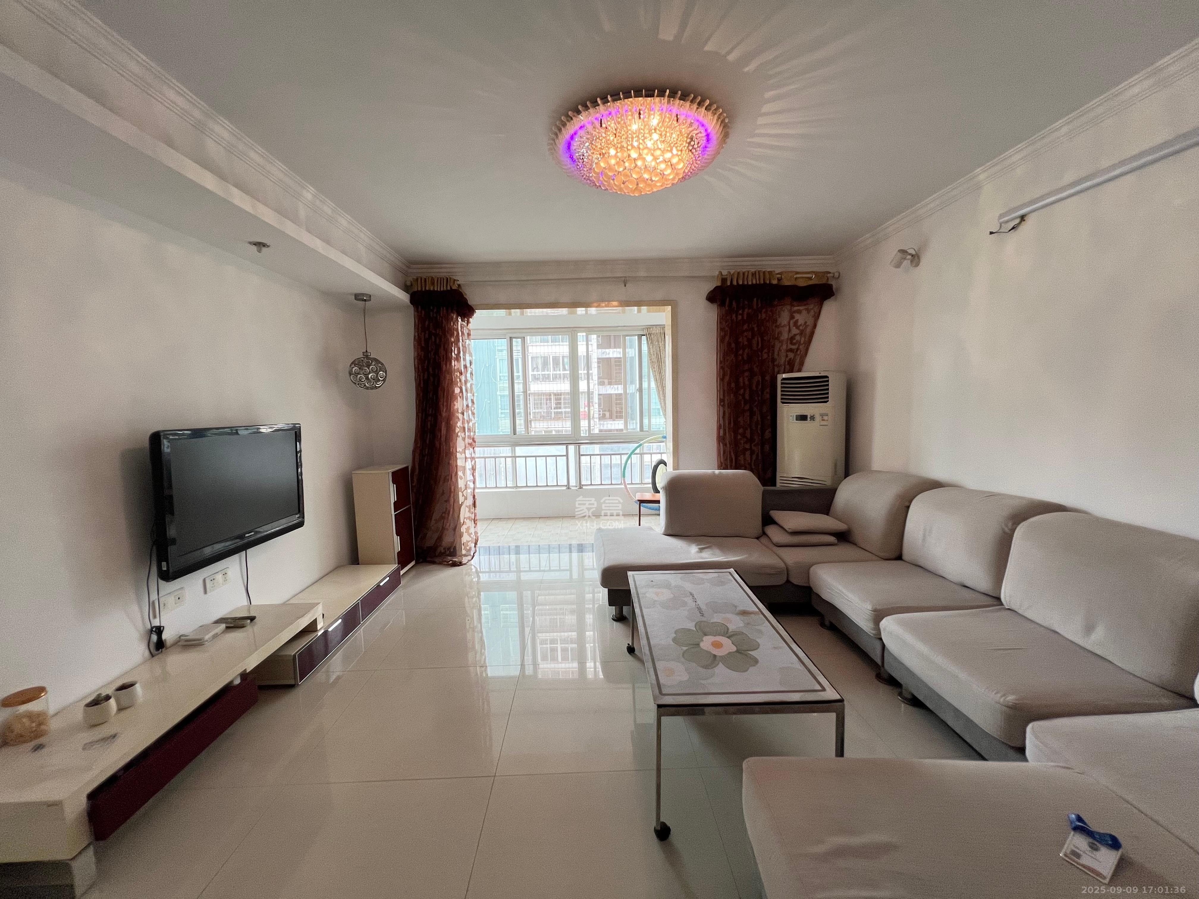 星沙教师公寓 3室2厅2卫 2000.0元/月 星沙教师公寓 3室2厅2卫 2000.0元/月室内图