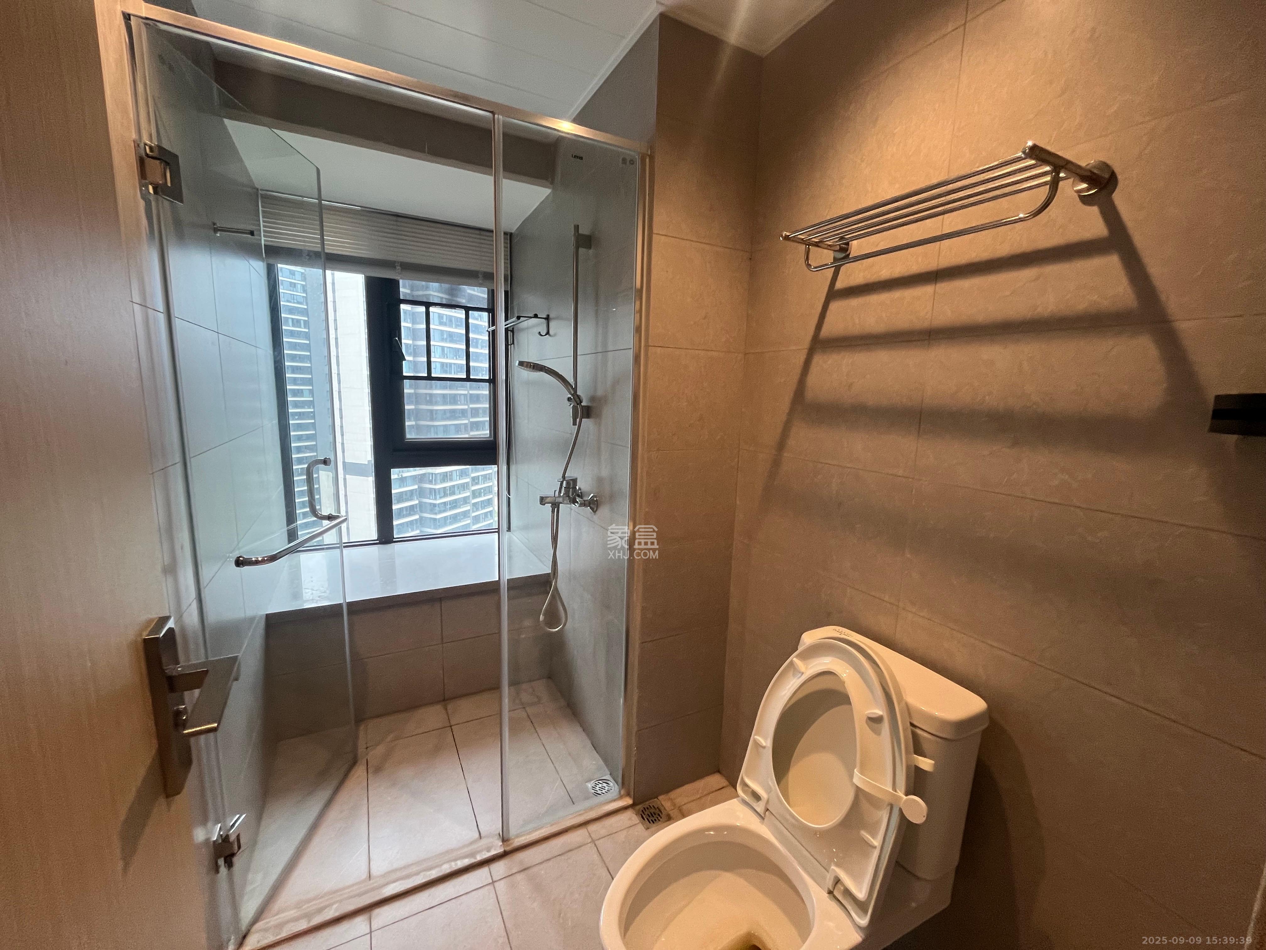 时代梅溪领峰 4室2厅2卫 3400.00元/月 时代梅溪领峰 4室2厅2卫 3400.00元/月室内图