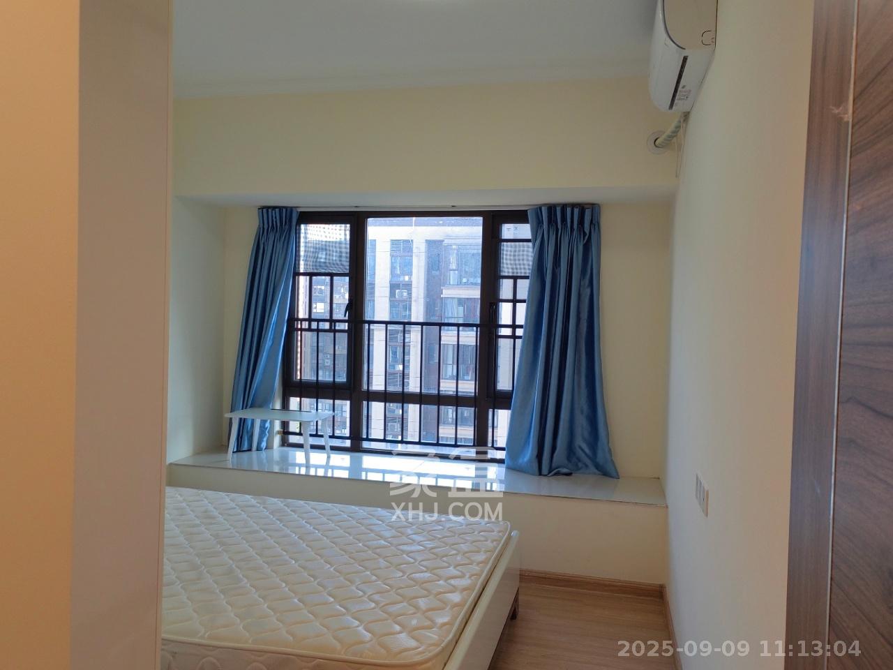 碧桂园公园壹号(凯怡茗苑)  3室2厅2卫    1800.0元/月 碧桂园公园壹号(凯怡茗苑)  3室2厅2卫    1800.0元/月室内图