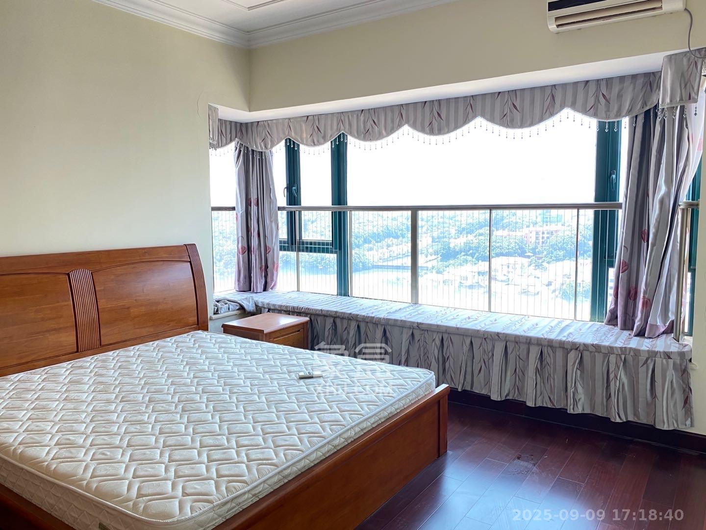 恒大雅苑  3室2厅2卫    2800.0元/月室内图