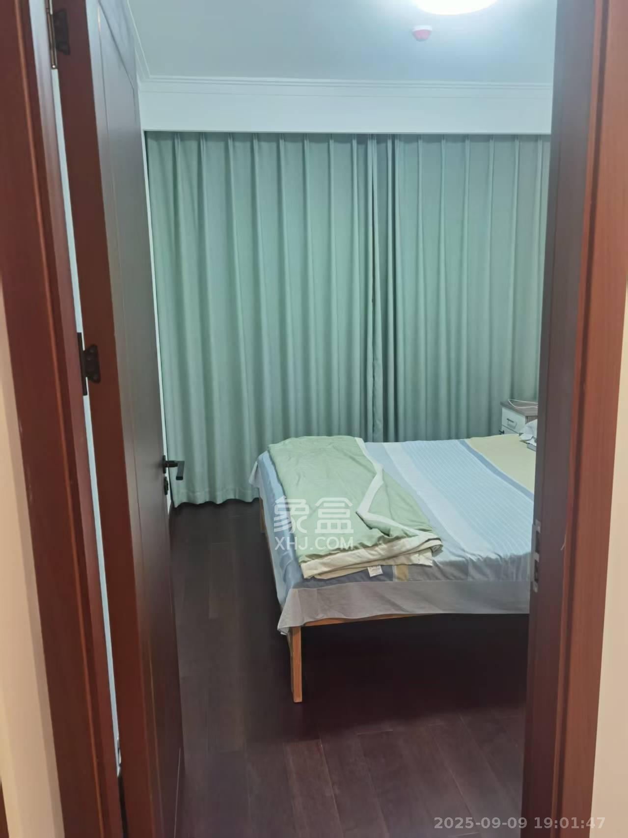 绿地长沙城际空间站(绿地新里佳苑) 3室2厅2卫 3500.0元/月 绿地长沙城际空间站(绿地新里佳苑) 3室2厅2卫 3500.0元/月室内图