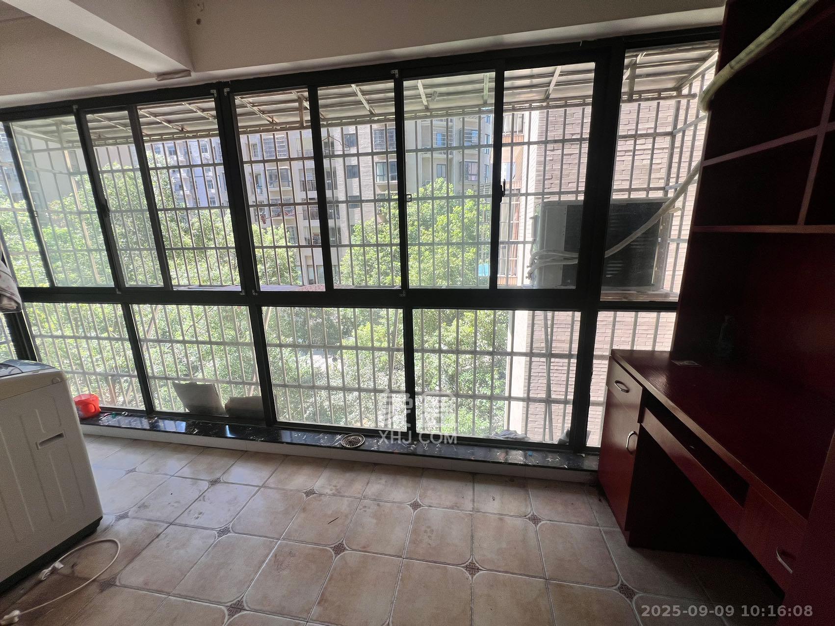 清政园（青政家园）  3室2厅2卫    2000.0元/月室内图