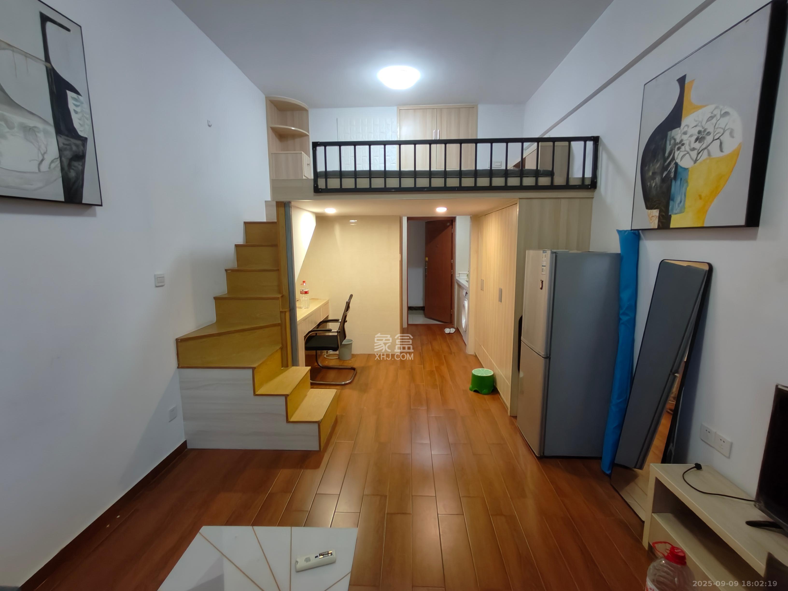 叠彩兰亭 1室1厅1卫 1300.0元/月 叠彩兰亭 1室1厅1卫 1300.0元/月室内图