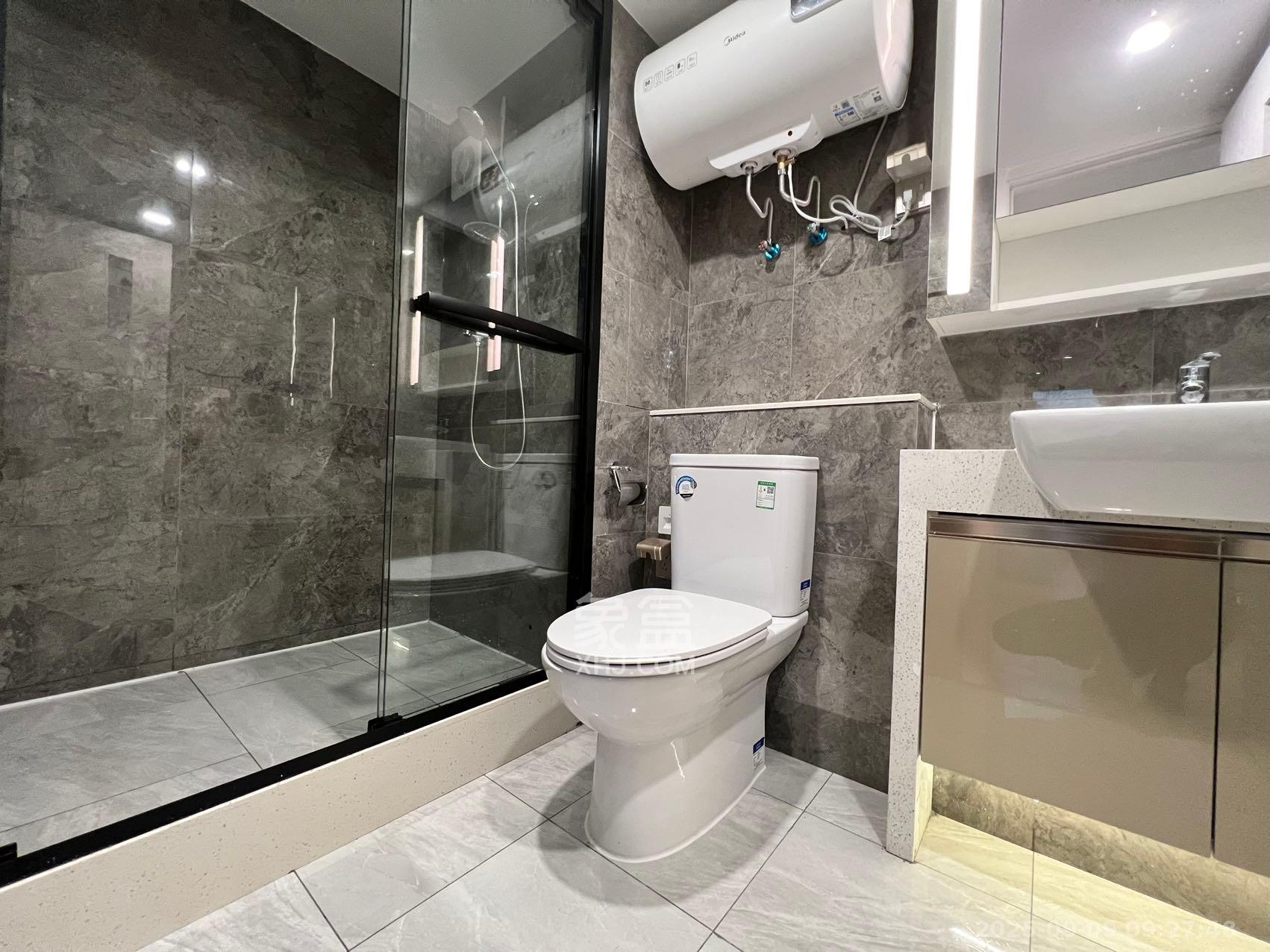 华远华时代 3室2厅2卫 3800.0元/月 华远华时代 3室2厅2卫 3800.0元/月室内图