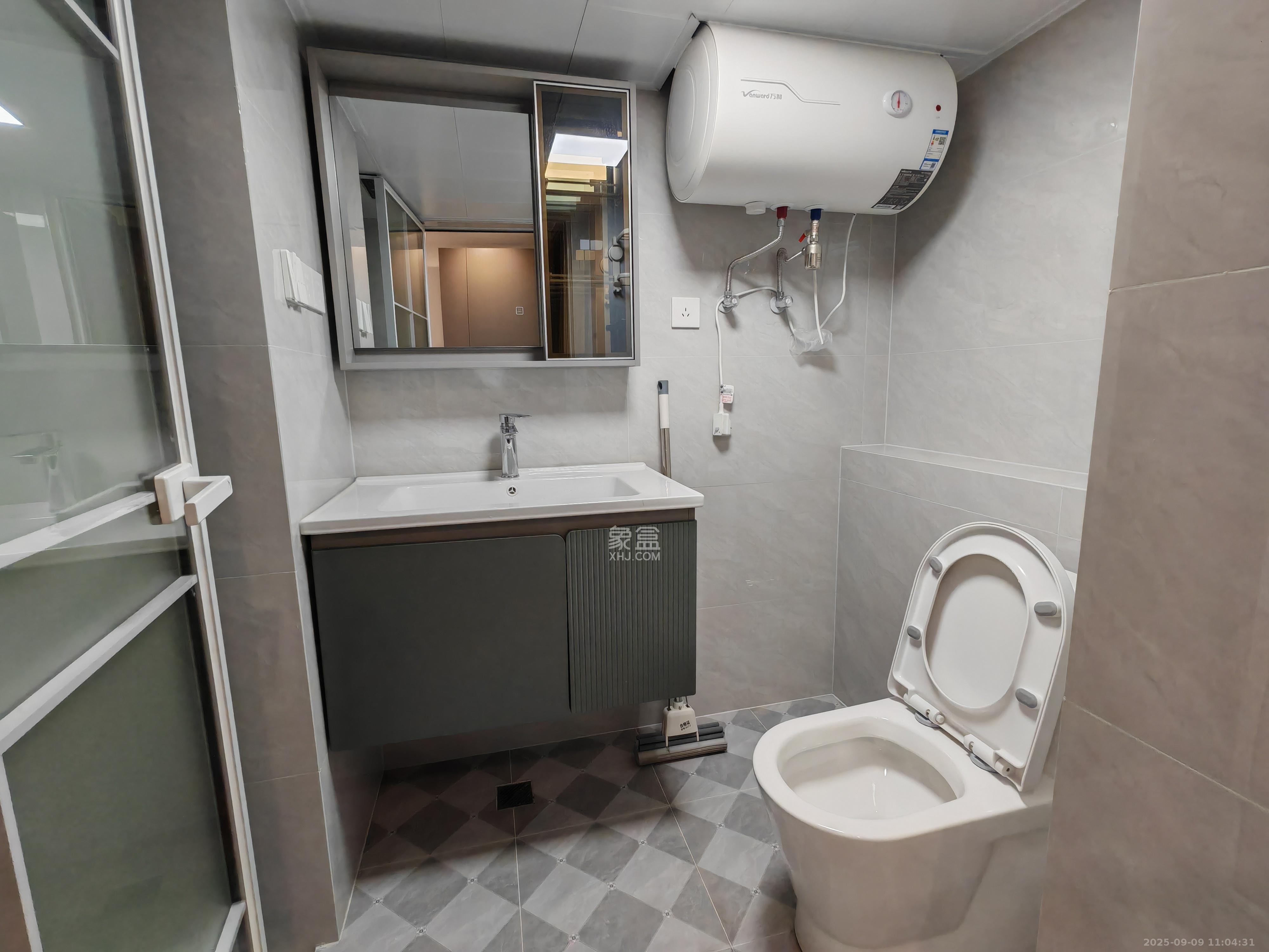 建发养云 1室0厅1卫 1800.0元/月 建发养云 1室0厅1卫 1800.0元/月室内图