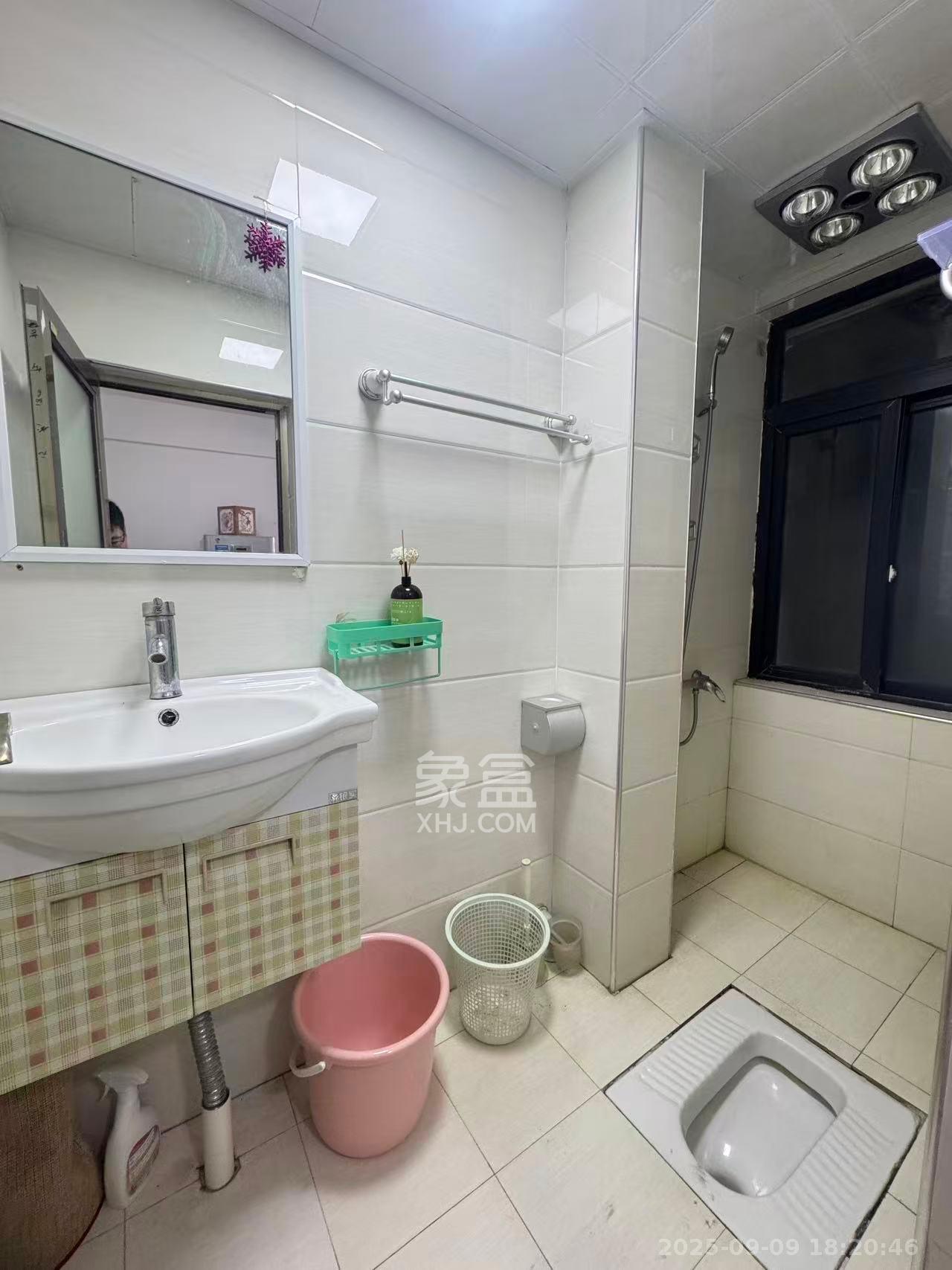 红树湾  1室1厅1卫   1300.00元/月室内图