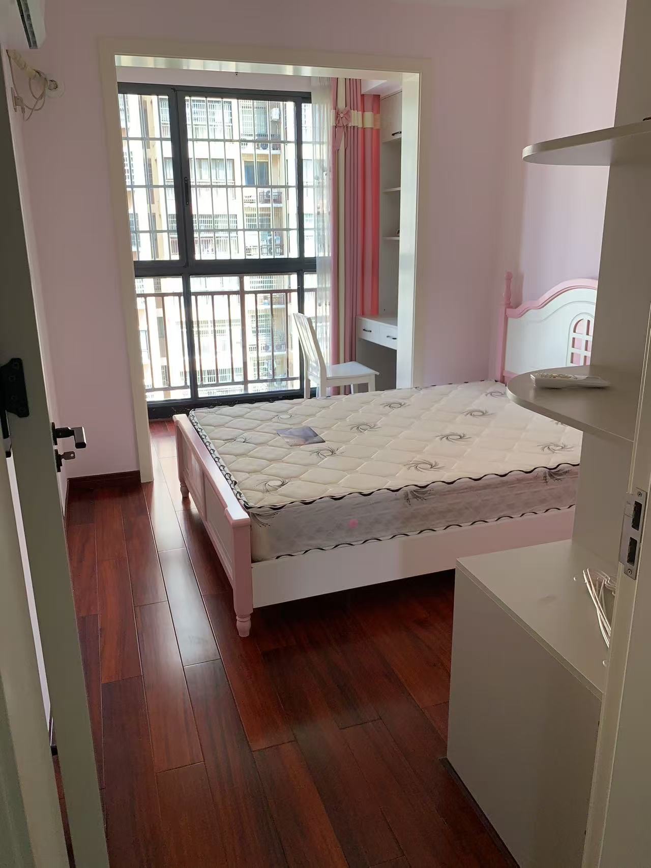 尚东御园 1室0厅0卫 2000.0元/月 尚东御园 1室0厅0卫 2000.0元/月室内图