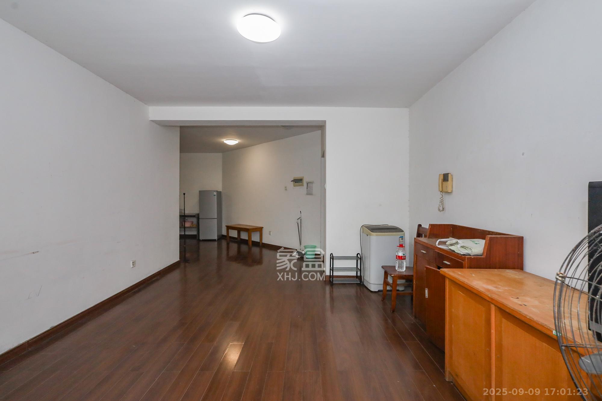 阳光新城 3室2厅2卫 105.0万 阳光新城 3室2厅2卫 105.0万其他