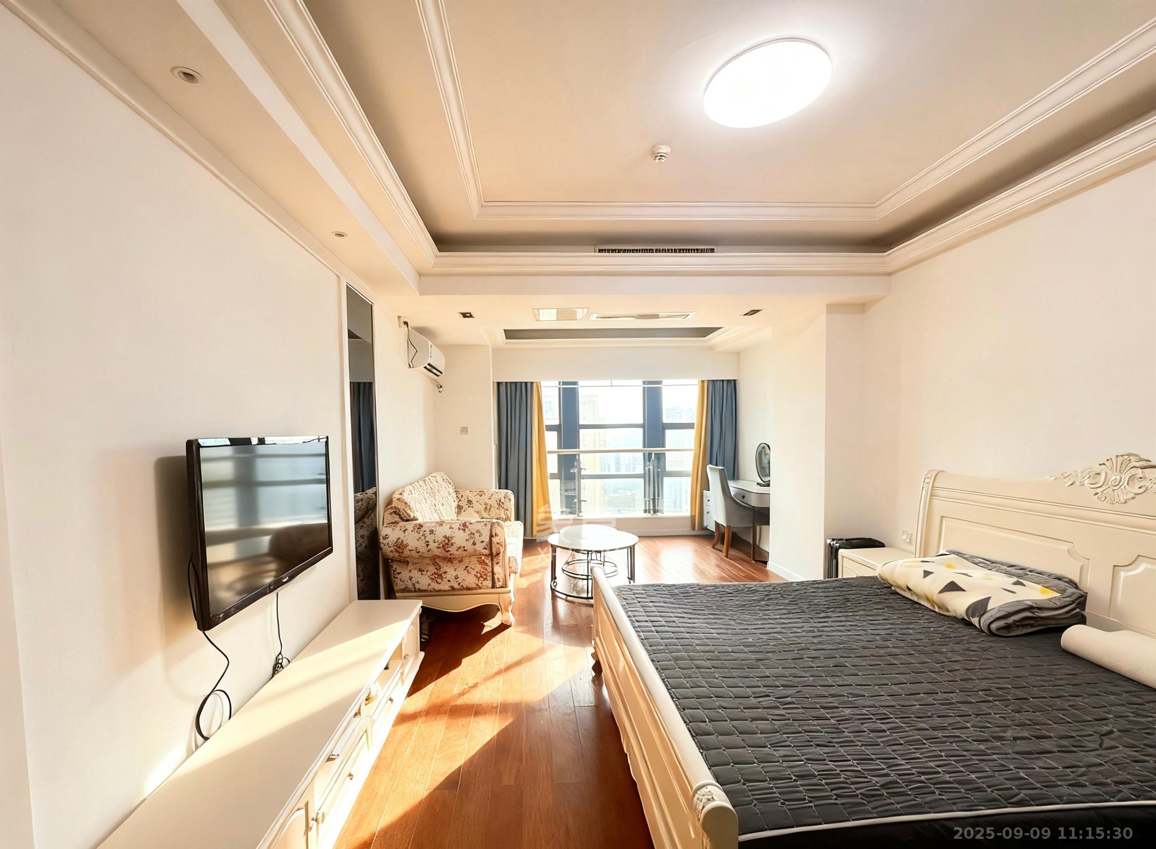 壹号公馆  1室1厅1卫    2050.0元/月 壹号公馆  1室1厅1卫    2050.0元/月室内图