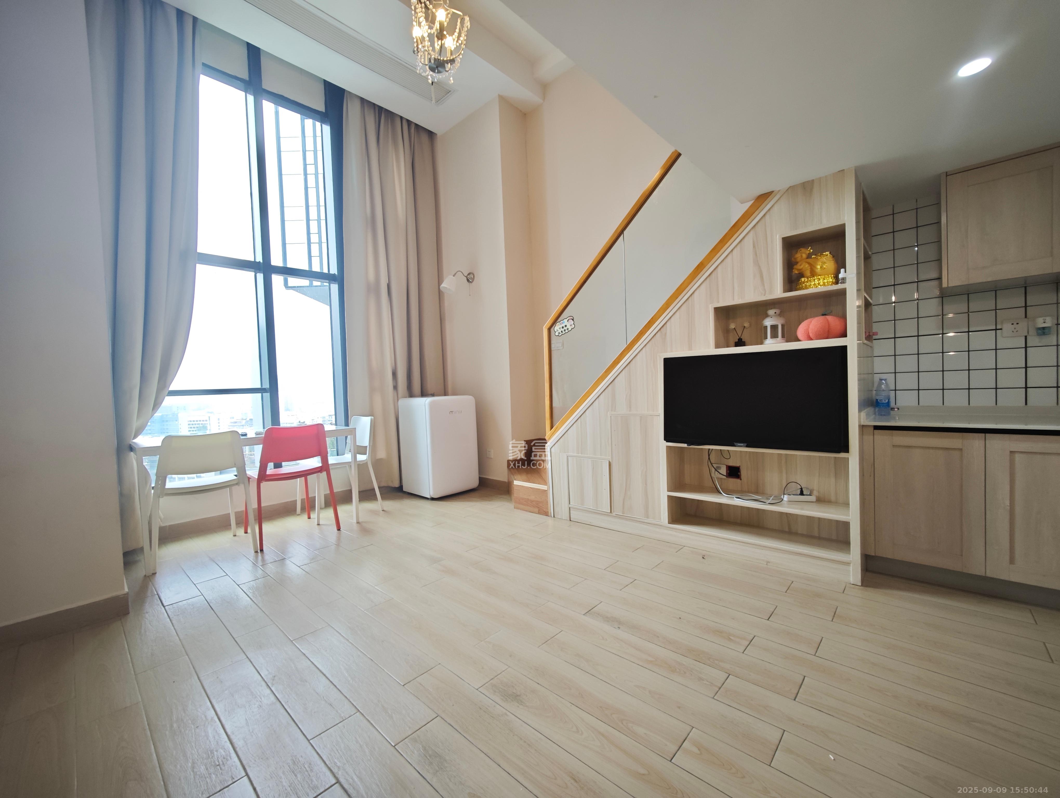 华远云玺公寓  1室1厅1卫    2800.0元/月 华远云玺公寓  1室1厅1卫    2800.0元/月室内图