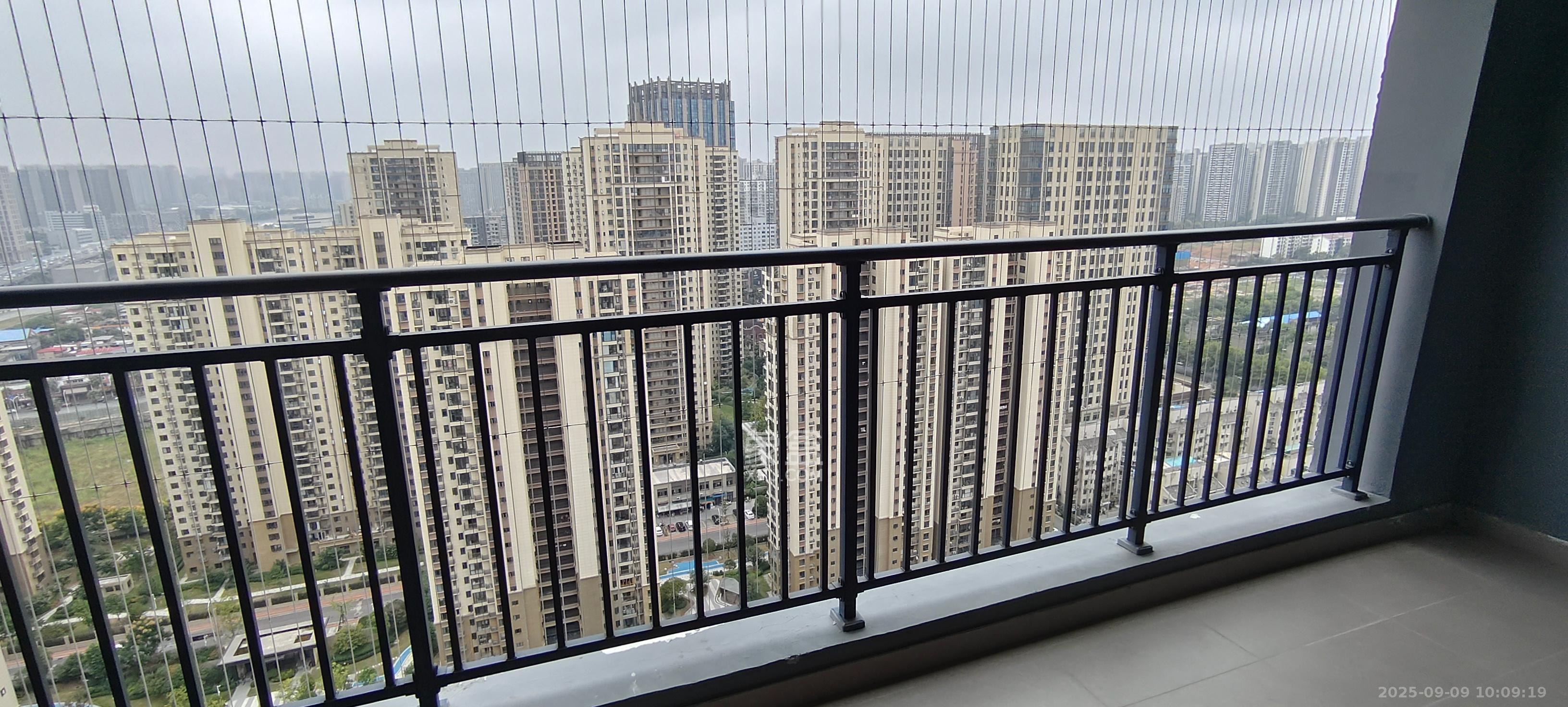 旭辉雨花郡  4室2厅2卫    4500.0元/月 旭辉雨花郡  4室2厅2卫    4500.0元/月室内图