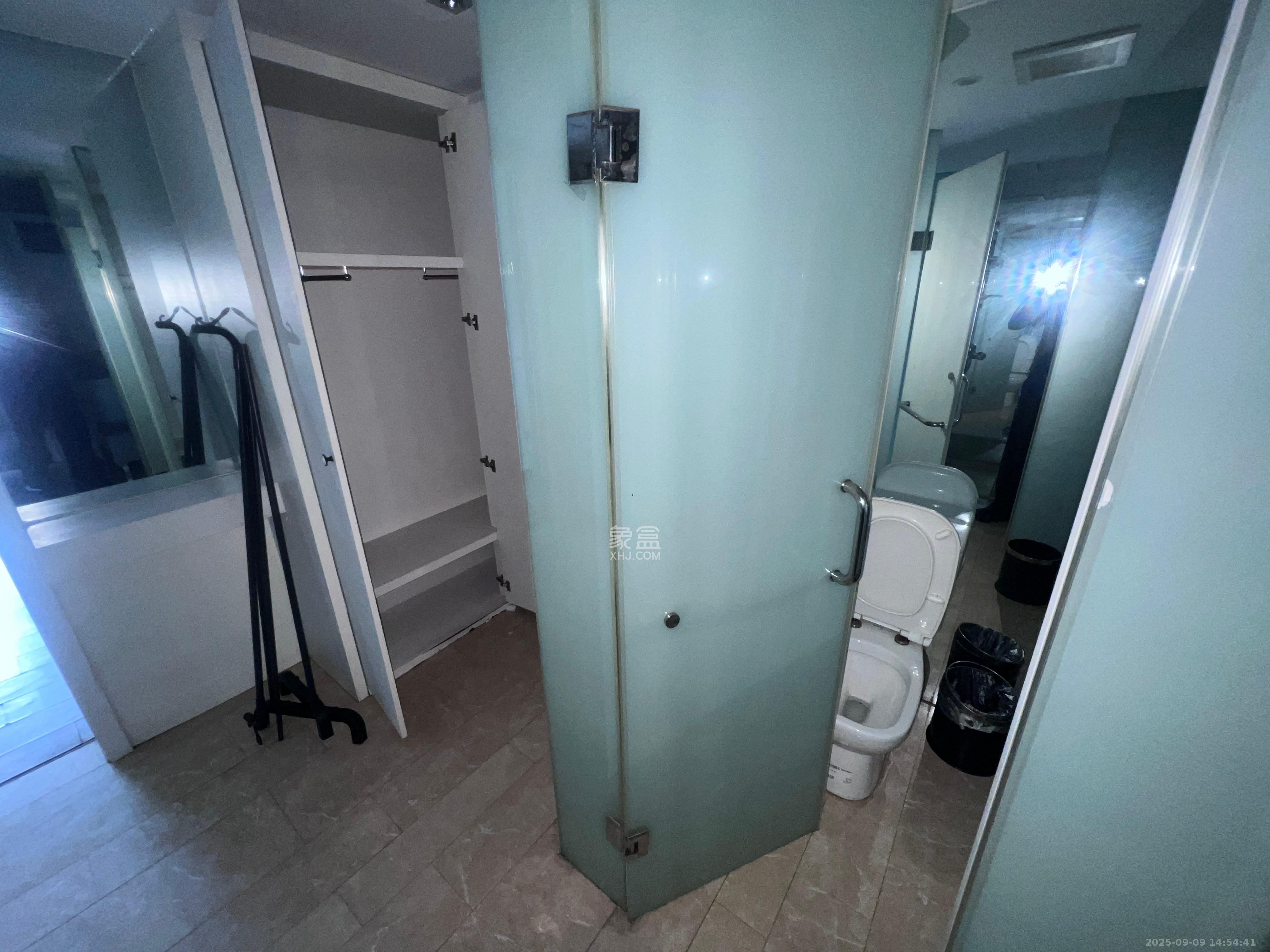 泊富公寓（泊富国际广场）  1室1厅1卫    2500.0元/月室内图