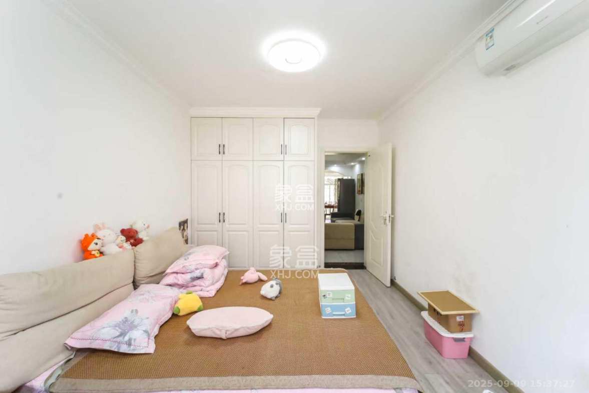 马王堆社区七片  3室2厅1卫    2200.0元/月 马王堆社区七片  3室2厅1卫    2200.0元/月室内图