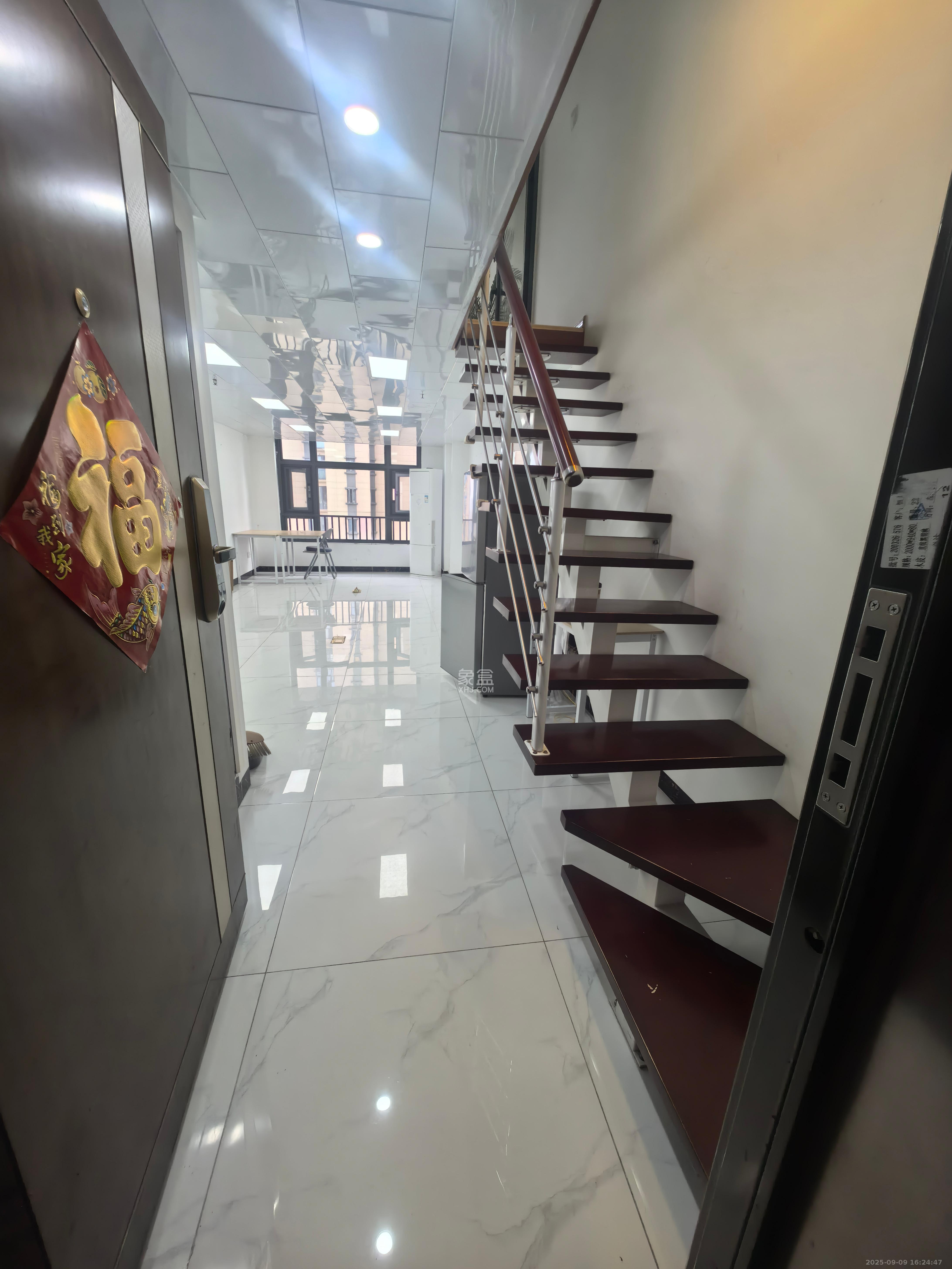 恒大御景半岛锦绣苑 1室0厅0卫 2200.0元/月 恒大御景半岛锦绣苑 1室0厅0卫 2200.0元/月室内图