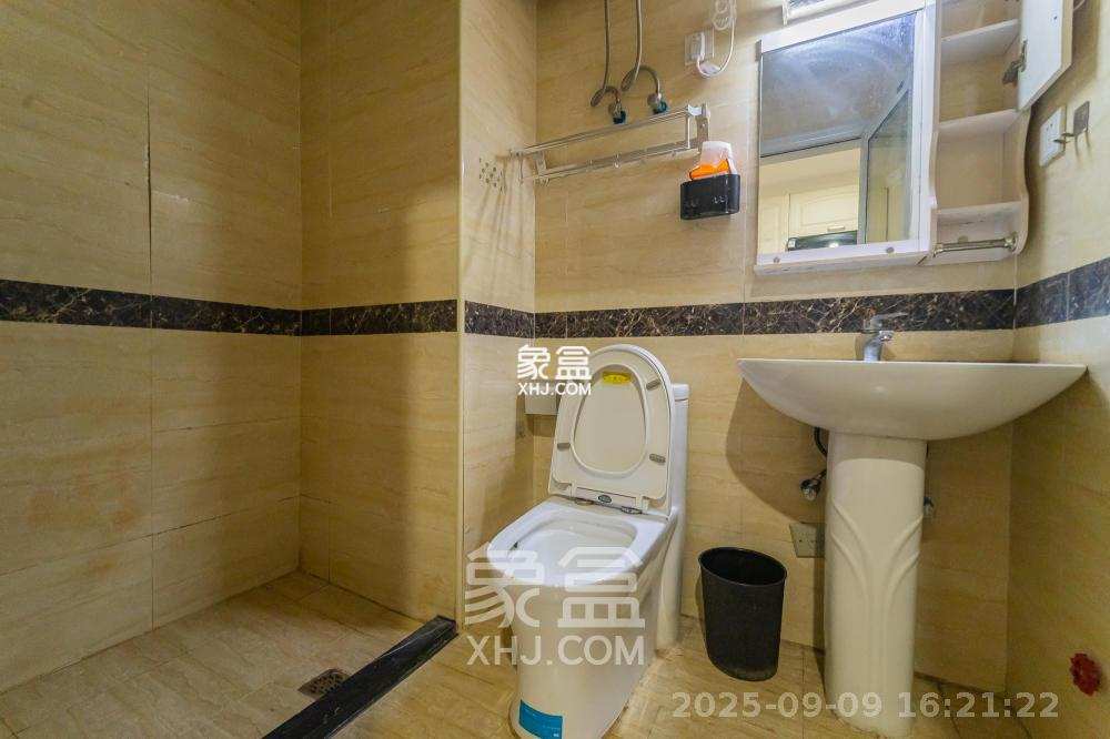 博雅例外  1室1厅1卫    1300.0元/月 博雅例外  1室1厅1卫    1300.0元/月室内图