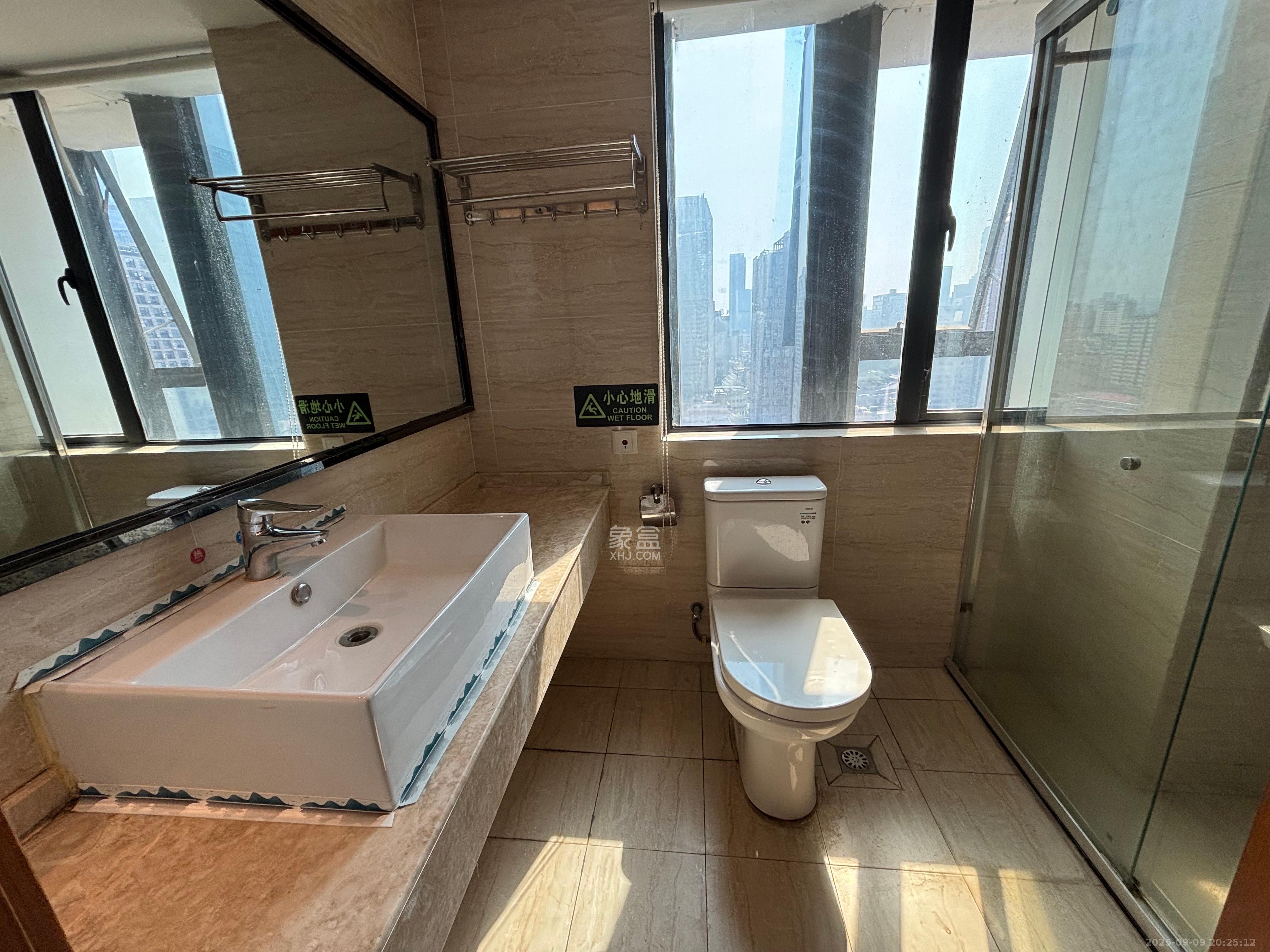 五一钻界 1室1厅1卫 2200.0元/月 五一钻界 1室1厅1卫 2200.0元/月室内图