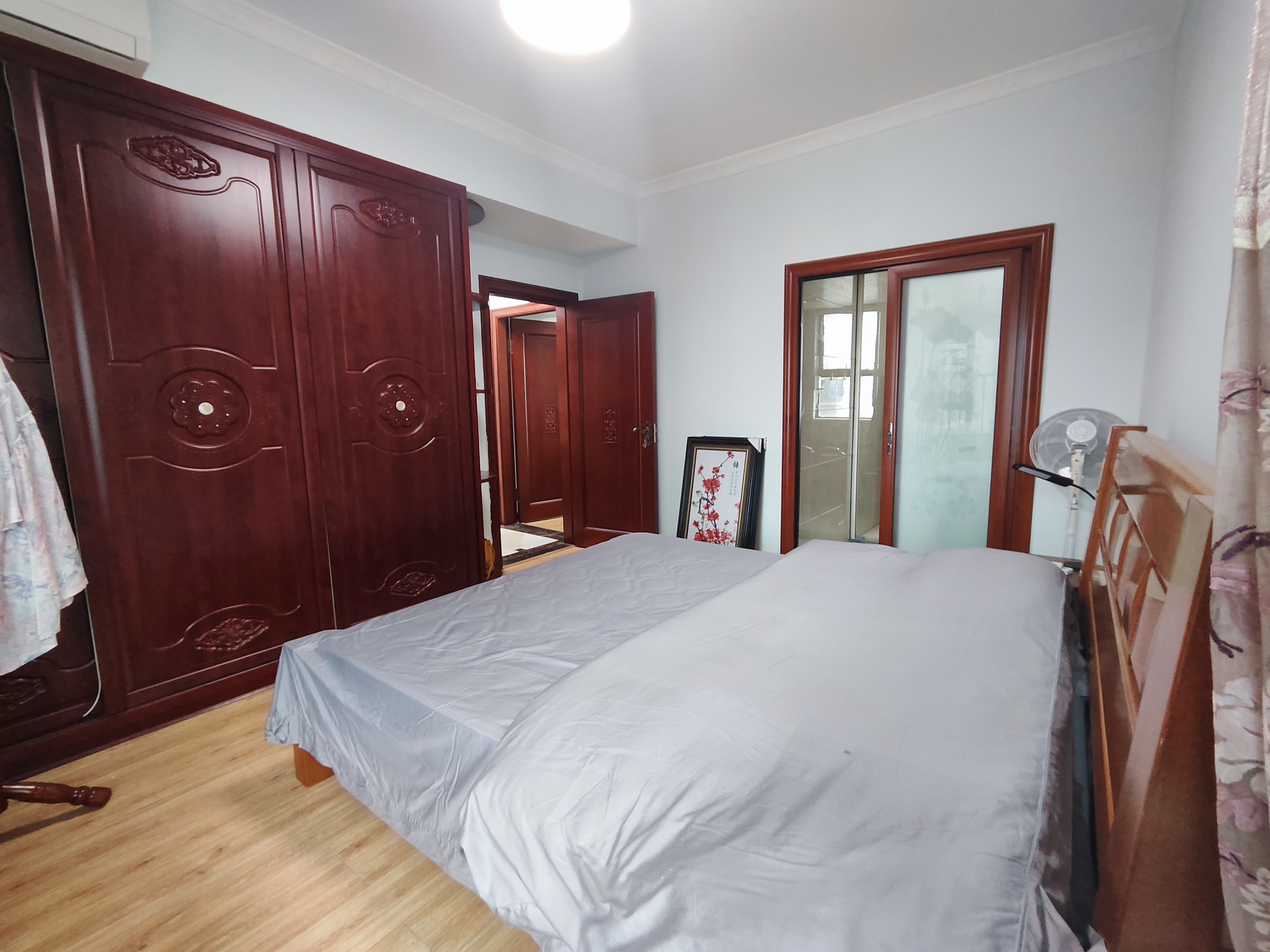 湾田家园  3室2厅1卫    2000.0元/月 湾田家园  3室2厅1卫    2000.0元/月室内图