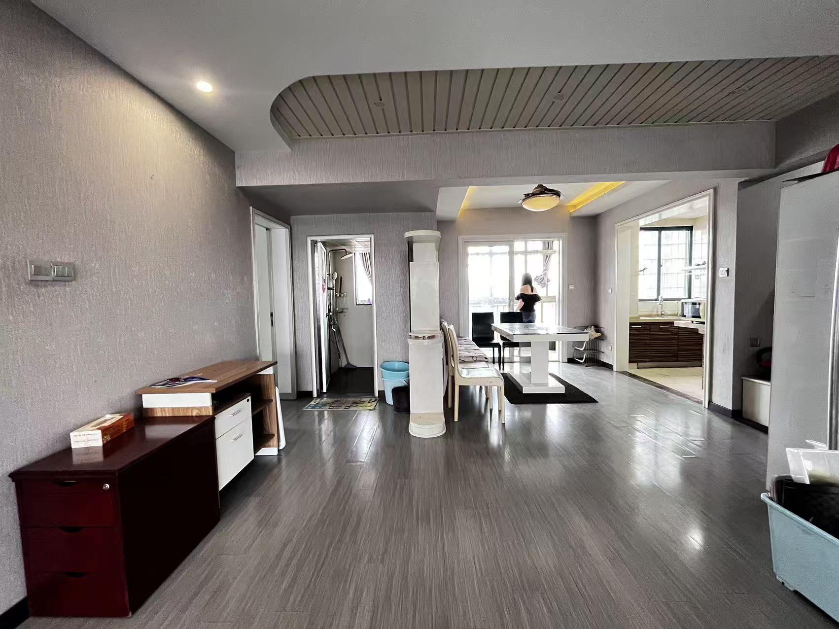 吉泰邦臣  3室2厅2卫    2500.0元/月 吉泰邦臣  3室2厅2卫    2500.0元/月室内图1