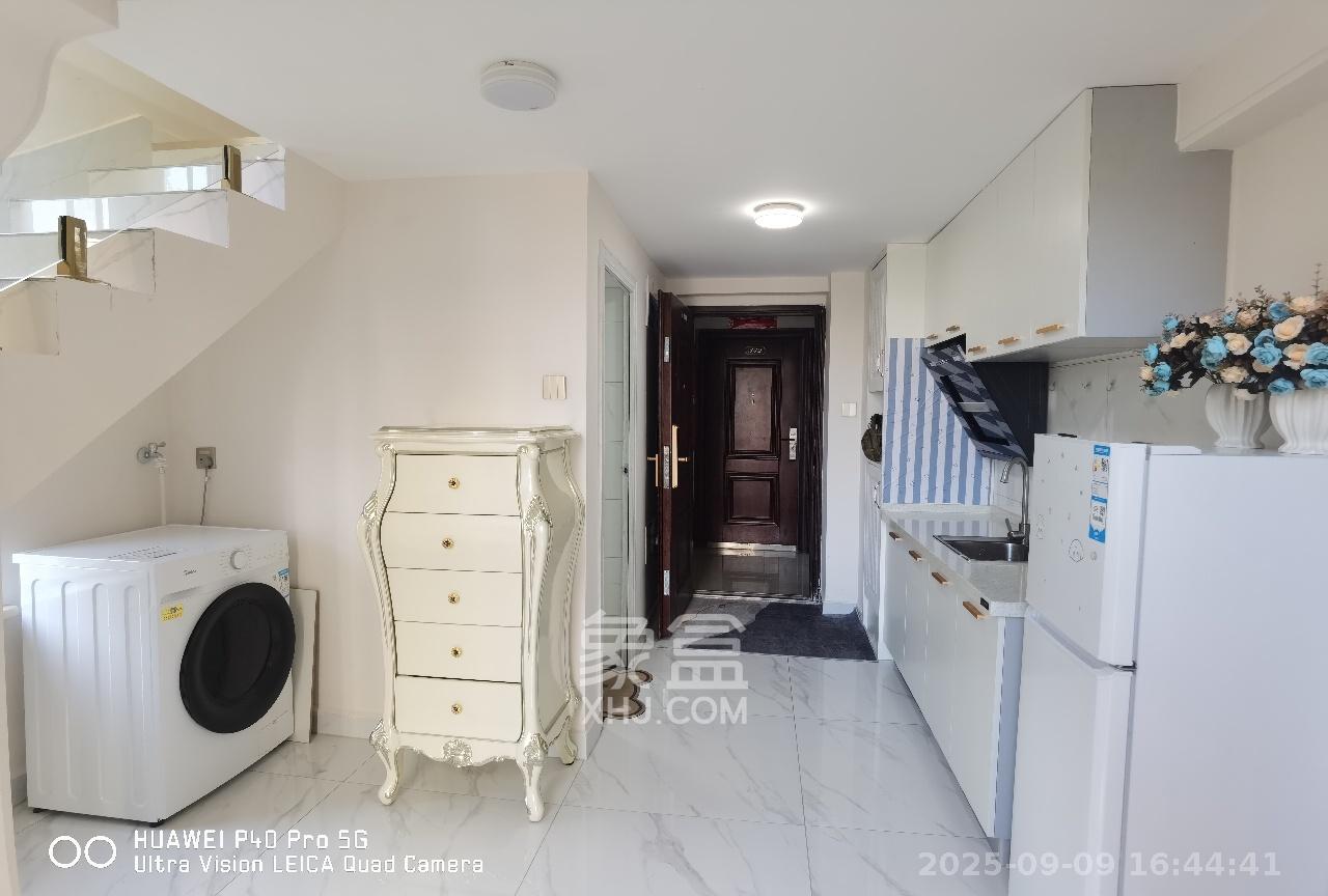 建发中央公园（建发美地）  1室1厅1卫    2000.0元/月室内图