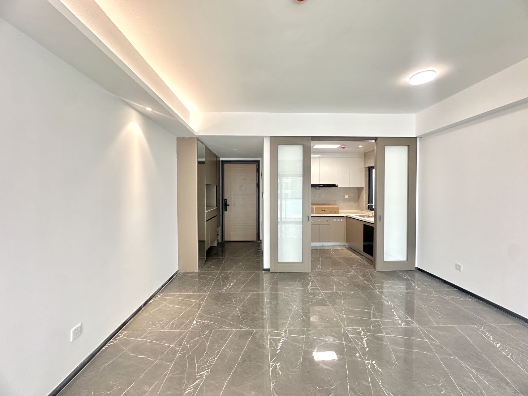 中海汇德里  3室2厅2卫    4500.0元/月 中海汇德里  3室2厅2卫    4500.0元/月室内图