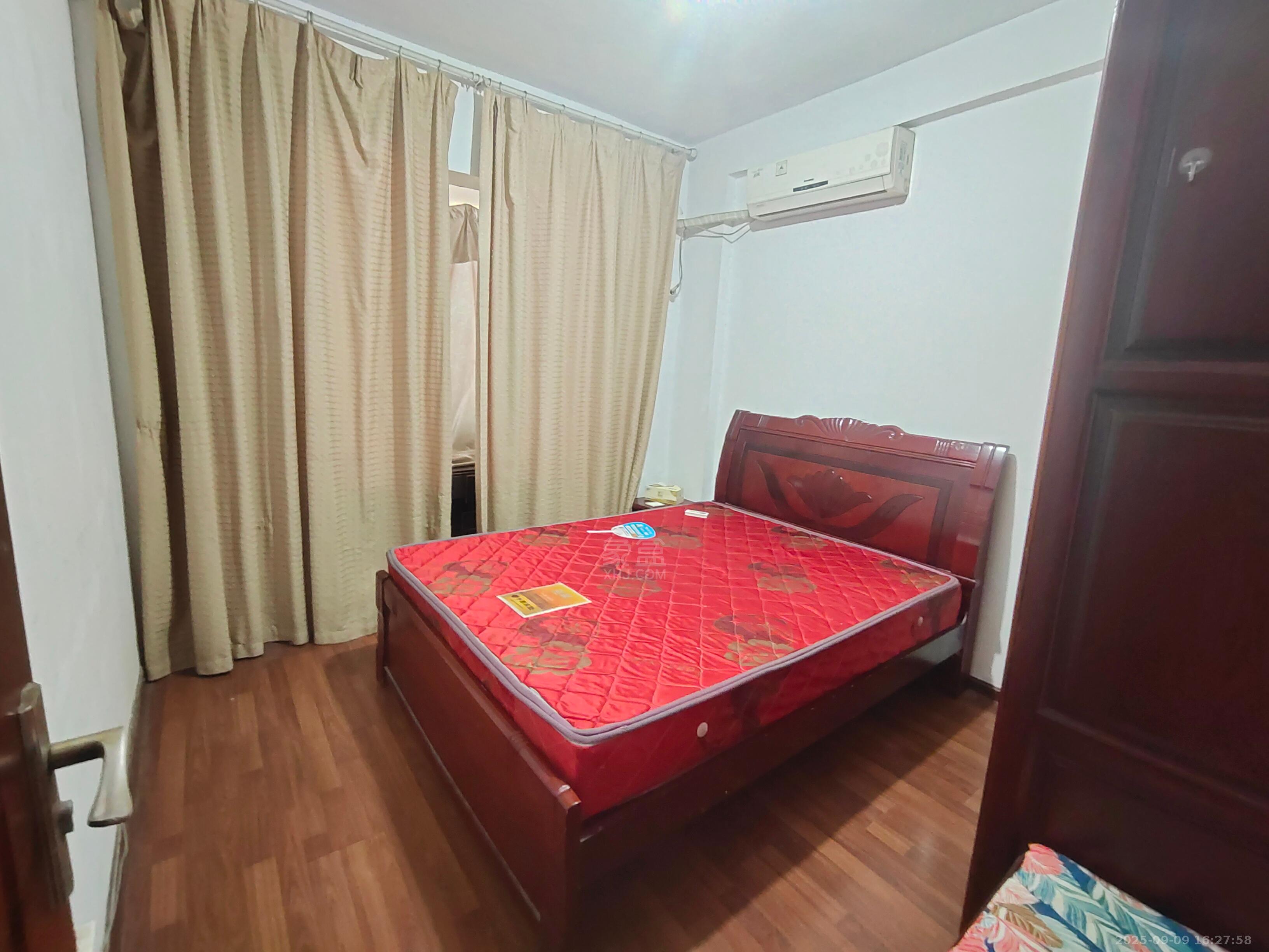 曦美苑 2室2厅1卫 1400.0元/月 曦美苑 2室2厅1卫 1400.0元/月室内图