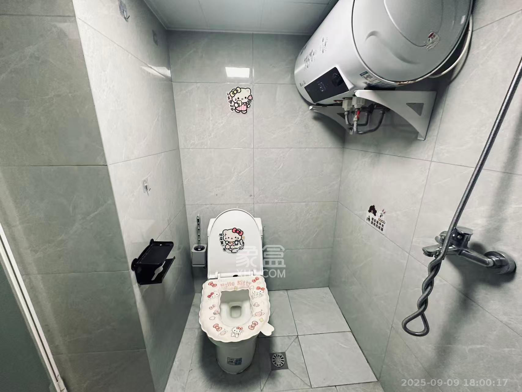 保利天禧EF区  2室2厅1卫    2800.0元/月 保利天禧EF区  2室2厅1卫    2800.0元/月室内图