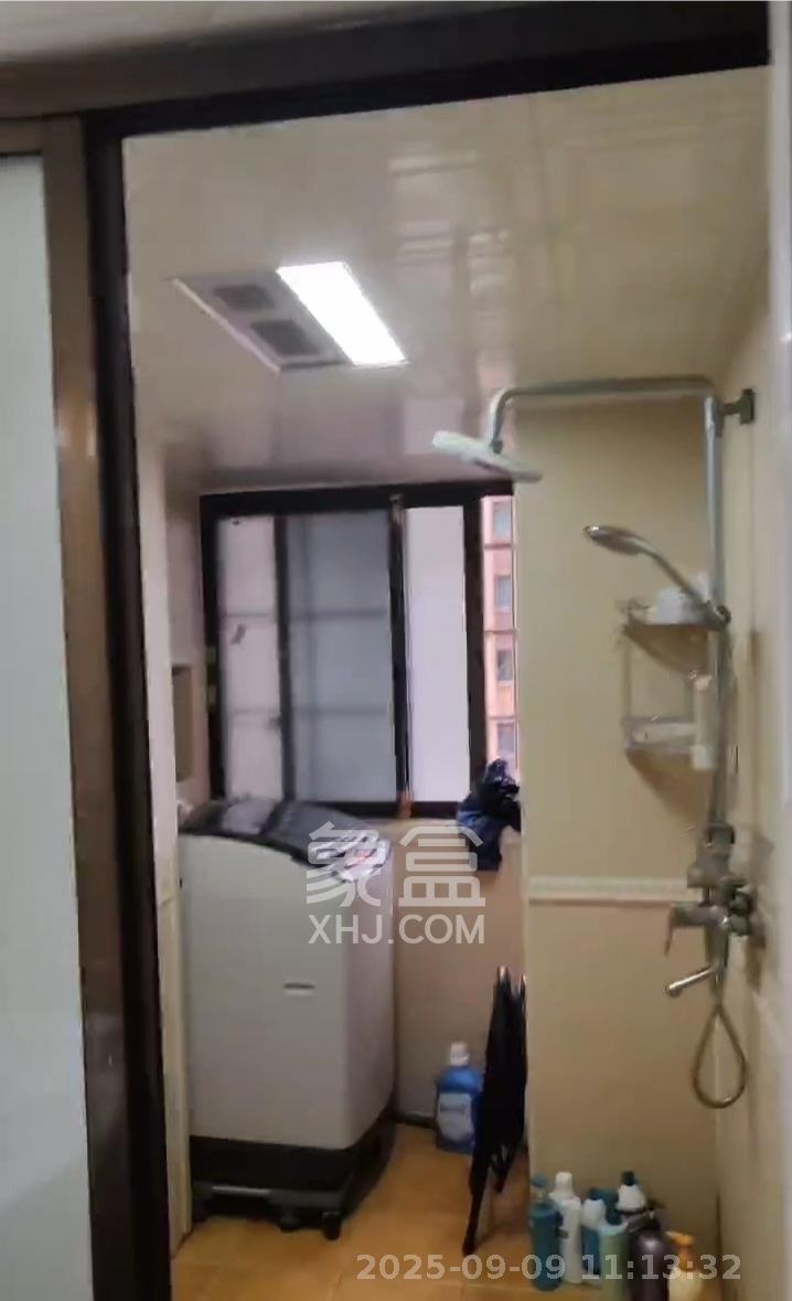 盛地春天里  2室1厅1卫    1600.0元/月 盛地春天里  2室1厅1卫    1600.0元/月室内图