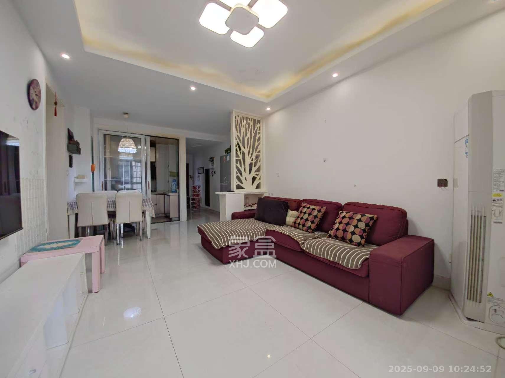 维一星城原山苑 3室2厅1卫 2100.0元/月 维一星城原山苑 3室2厅1卫 2100.0元/月室内图