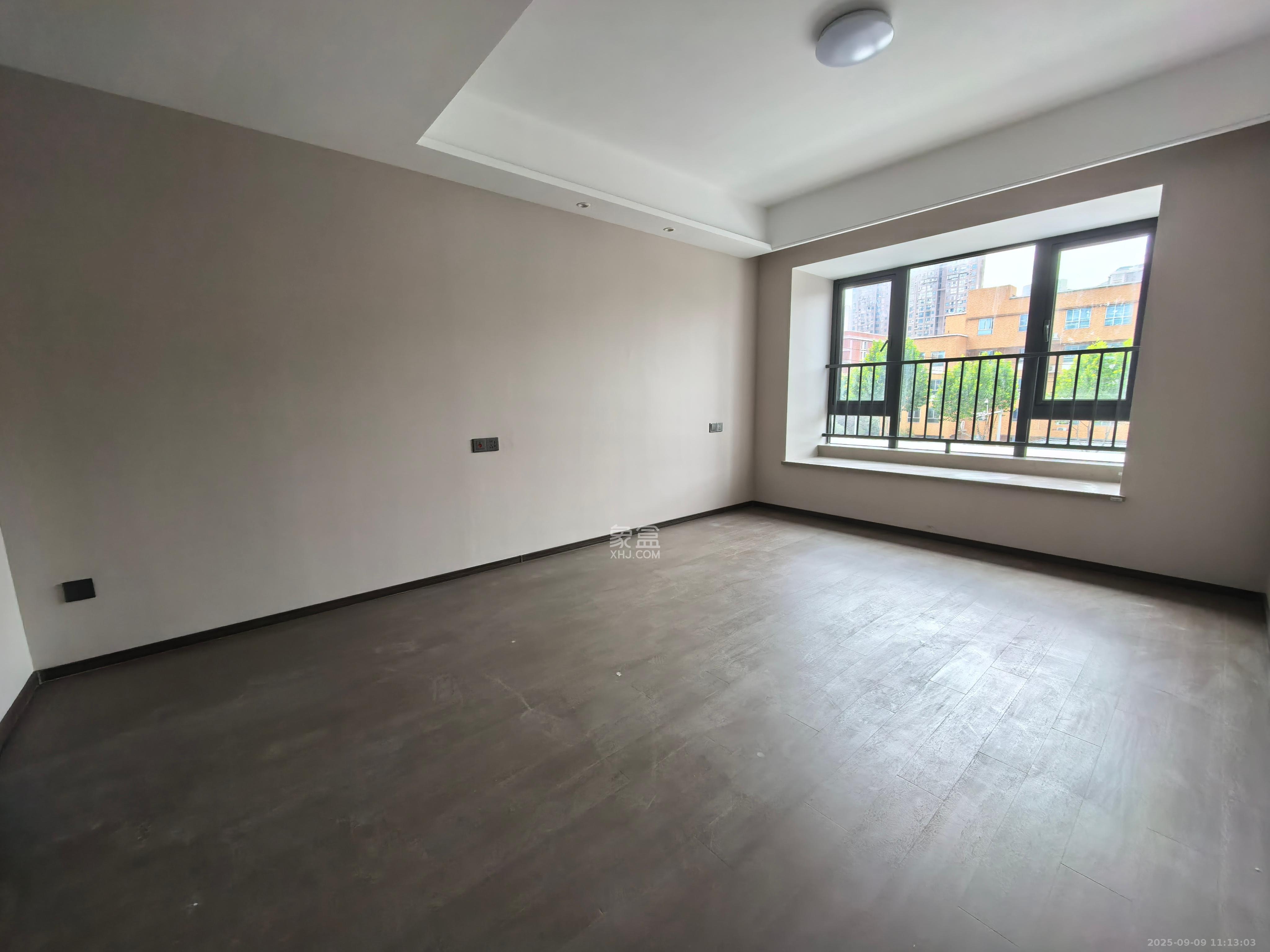 龙湖青云阙  4室2厅2卫    5000.0元/月 龙湖青云阙  4室2厅2卫    5000.0元/月室内图