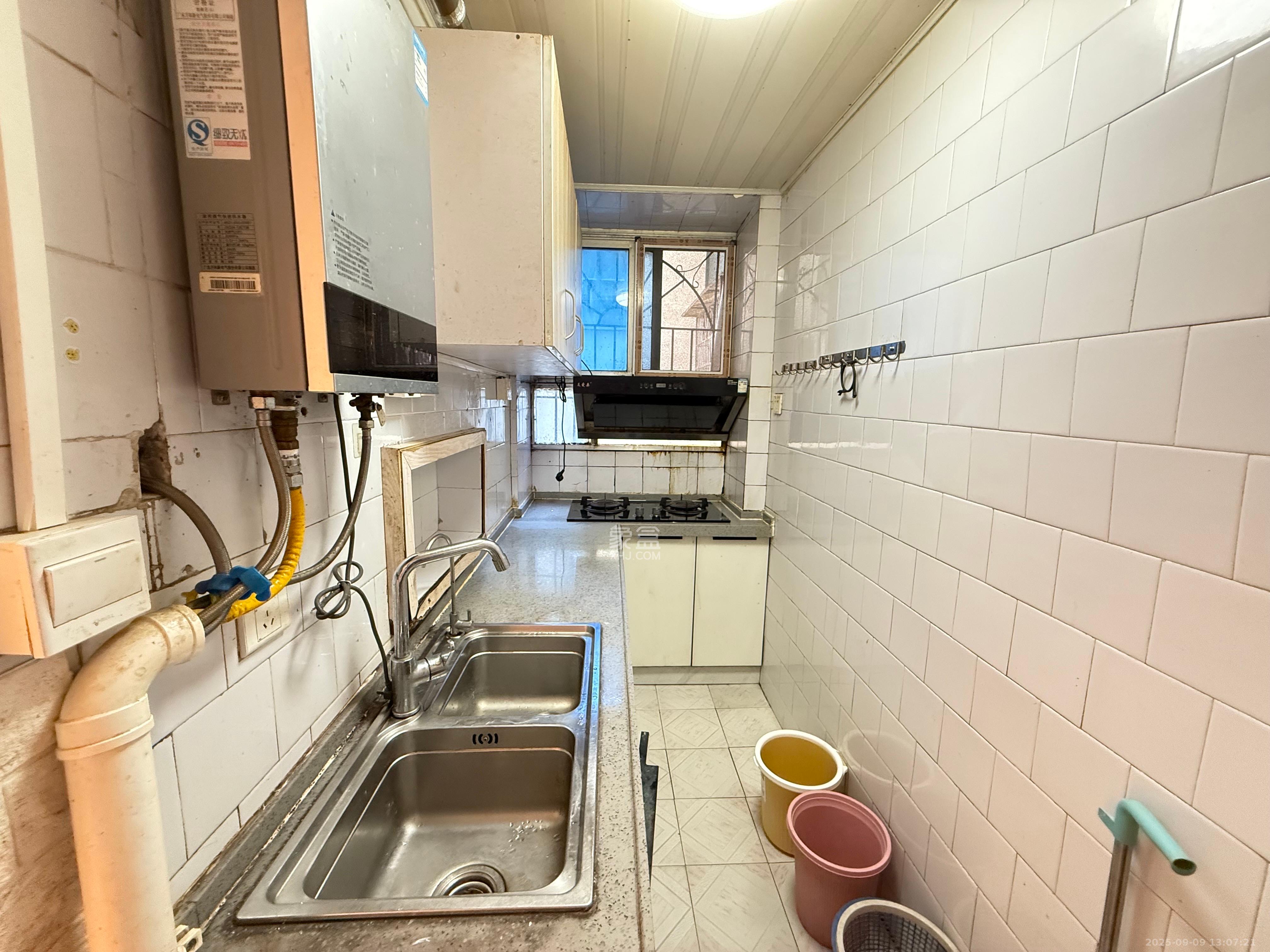 陈家湖小区  2室1厅1卫   1600.00元/月室内图