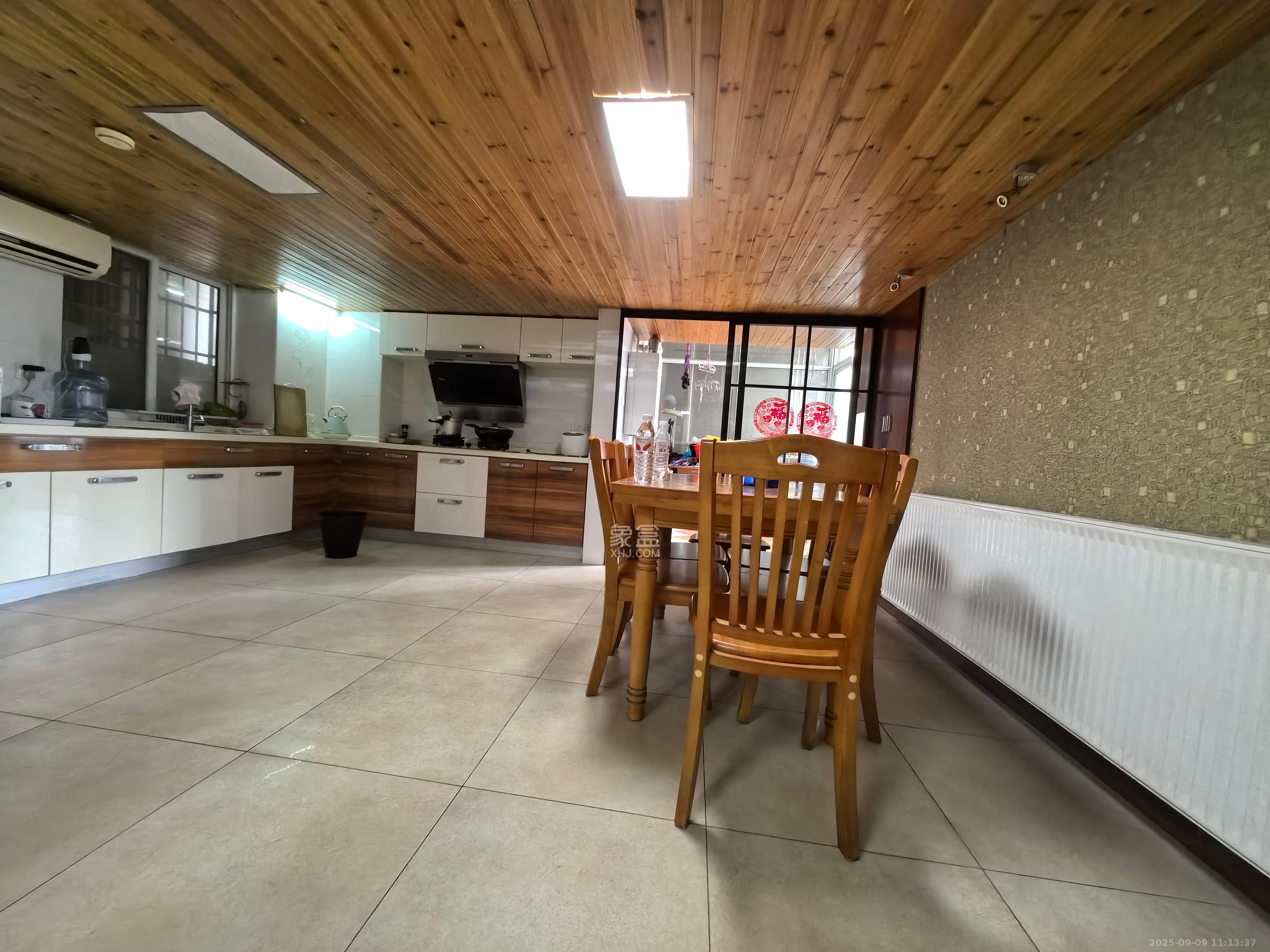 谋房博客(博客天街) 3室2厅2卫 3200.0元/月 谋房博客(博客天街) 3室2厅2卫 3200.0元/月室内图