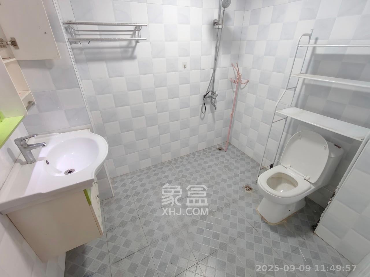 联美品格  3室2厅2卫    2600.0元/月室内图