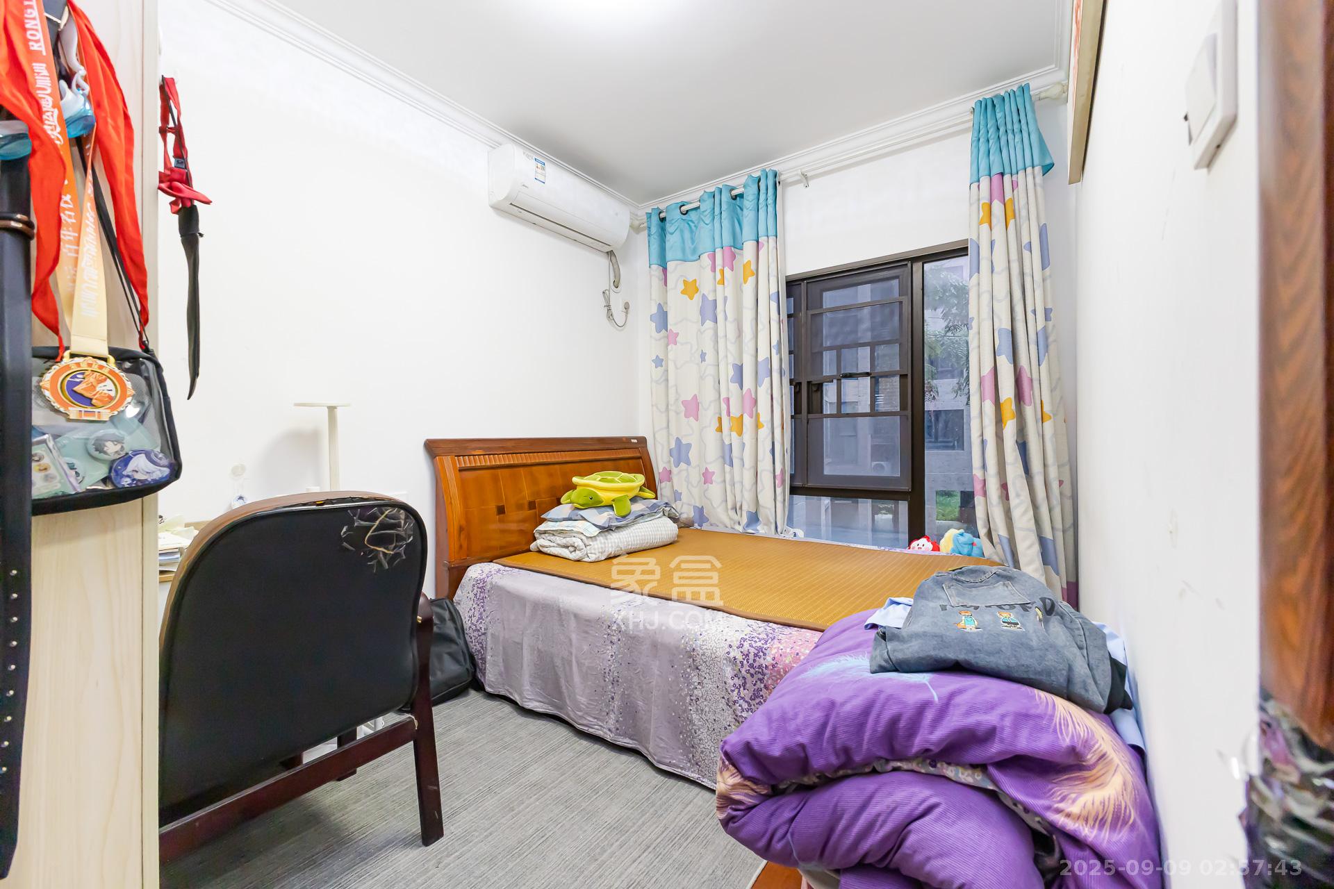 时代倾城三期  1室0厅0卫    54.0万 时代倾城三期  1室0厅0卫    54.0万卧室