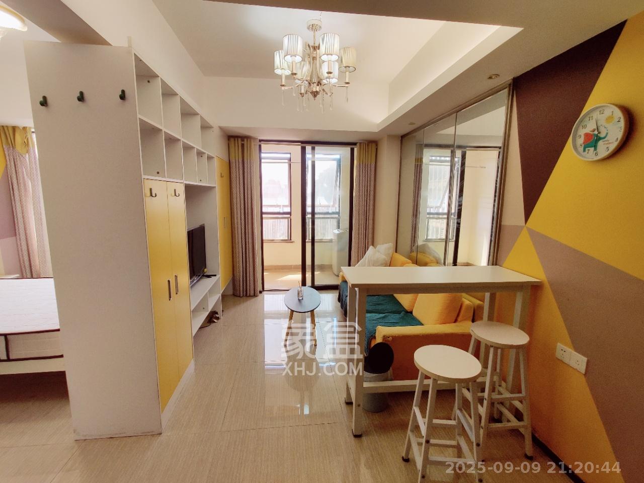 奥林匹克花园贡院三期  1室1厅1卫    1400.0元/月 奥林匹克花园贡院三期  1室1厅1卫    1400.0元/月室内图