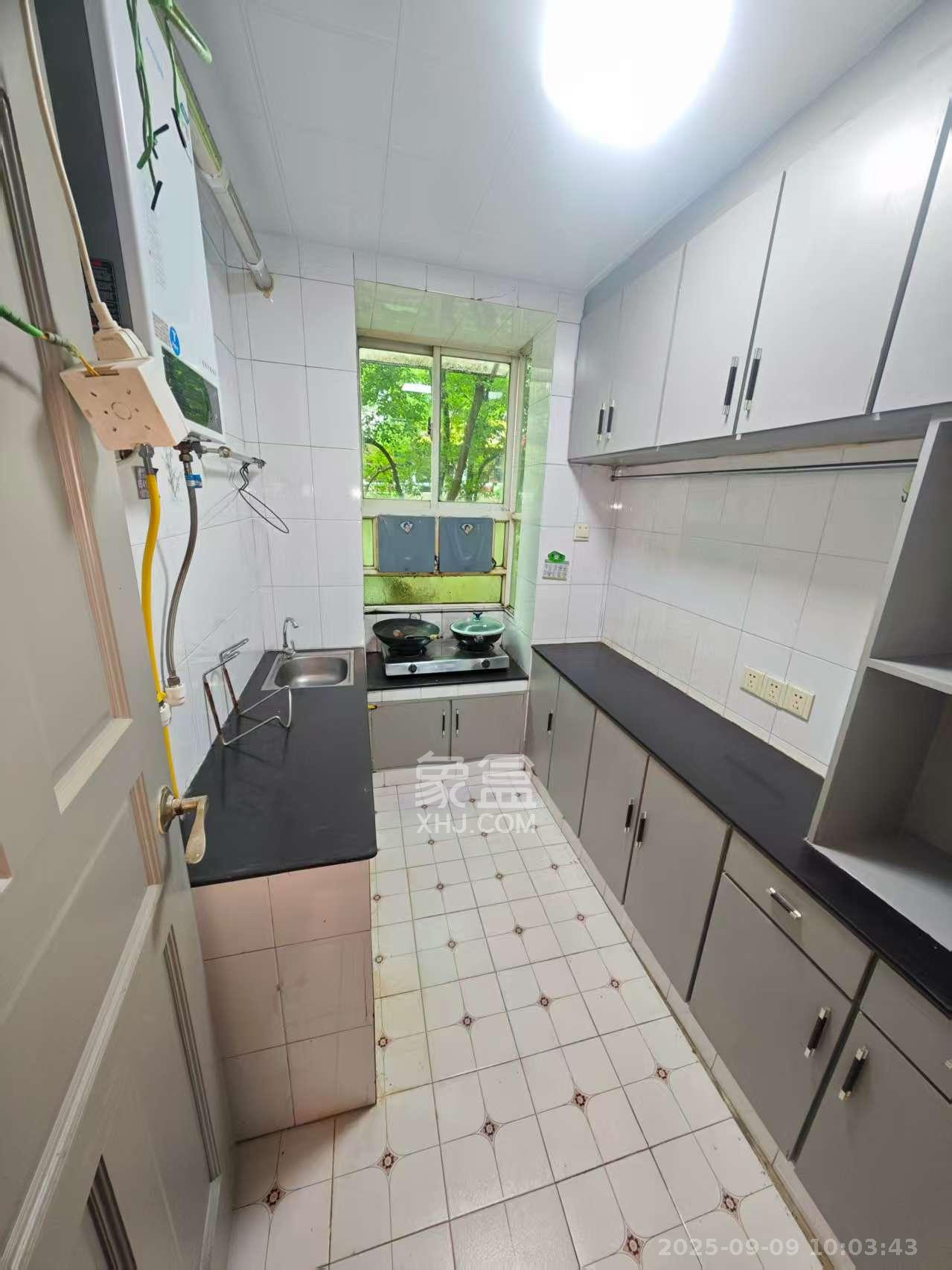 广厦新村 2室2厅1卫 1300.0元/月 广厦新村 2室2厅1卫 1300.0元/月室内图