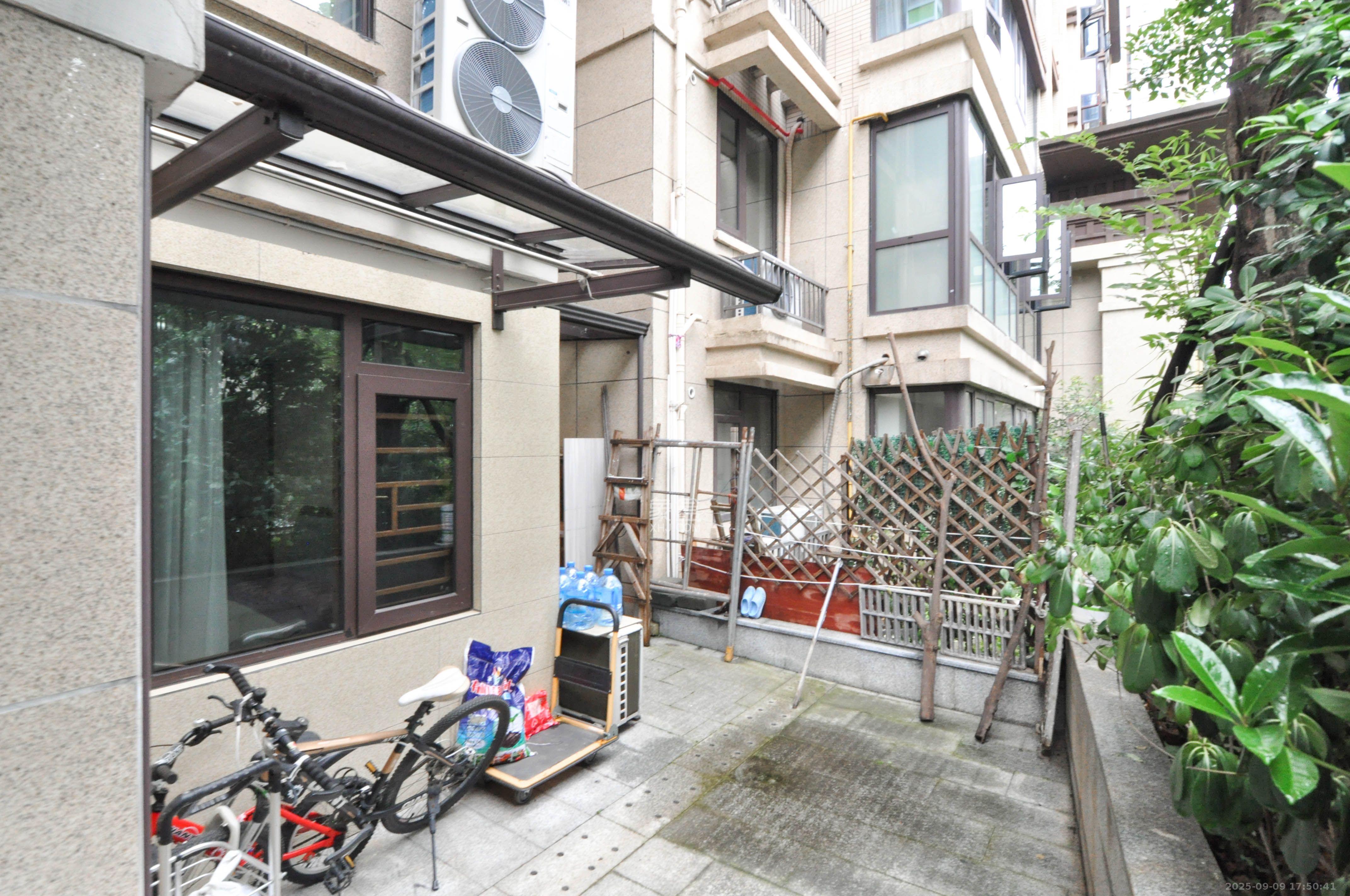 梅溪正荣府  5室2厅2卫    12888.0元/月 梅溪正荣府  5室2厅2卫    12888.0元/月室内图